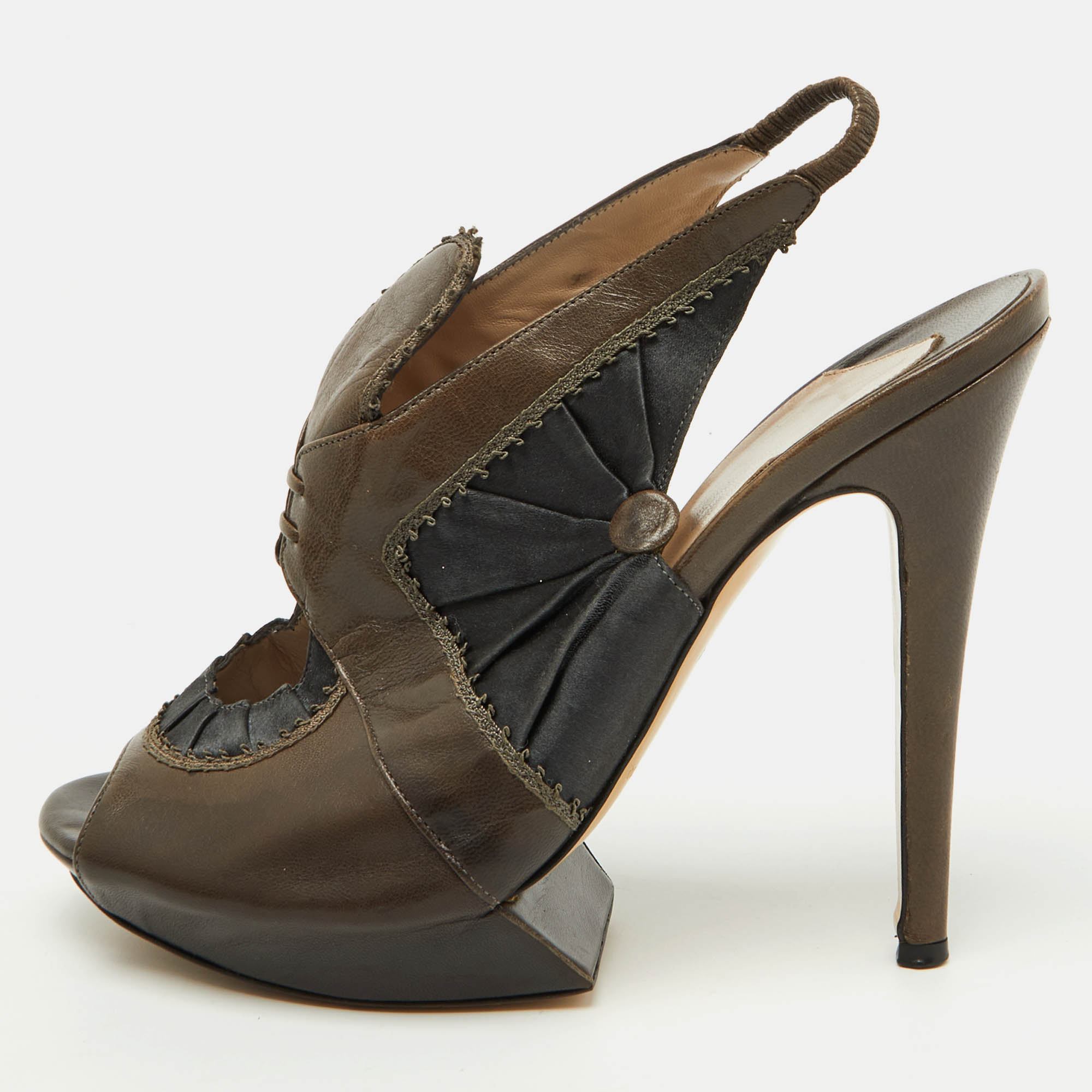 

Nicholas Kirkwood Dark Brown/Black Leather and Satin Platform Slingback Sandals Size