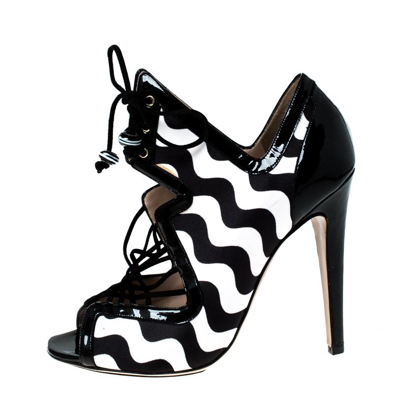 Nicholas Kirkwood Monochrome Satin And Patent Leather Cut Out Strappy Sandals Size, Black