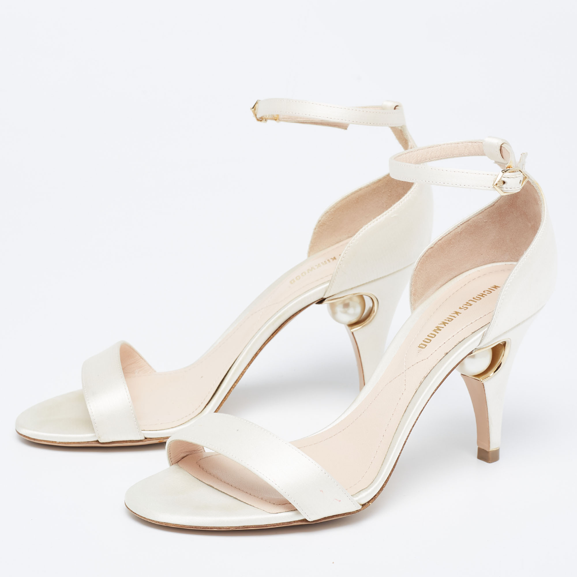 

Nicholas Kirkwood Off White Satin Penelope Pearl Ankle Strap Sandals Size