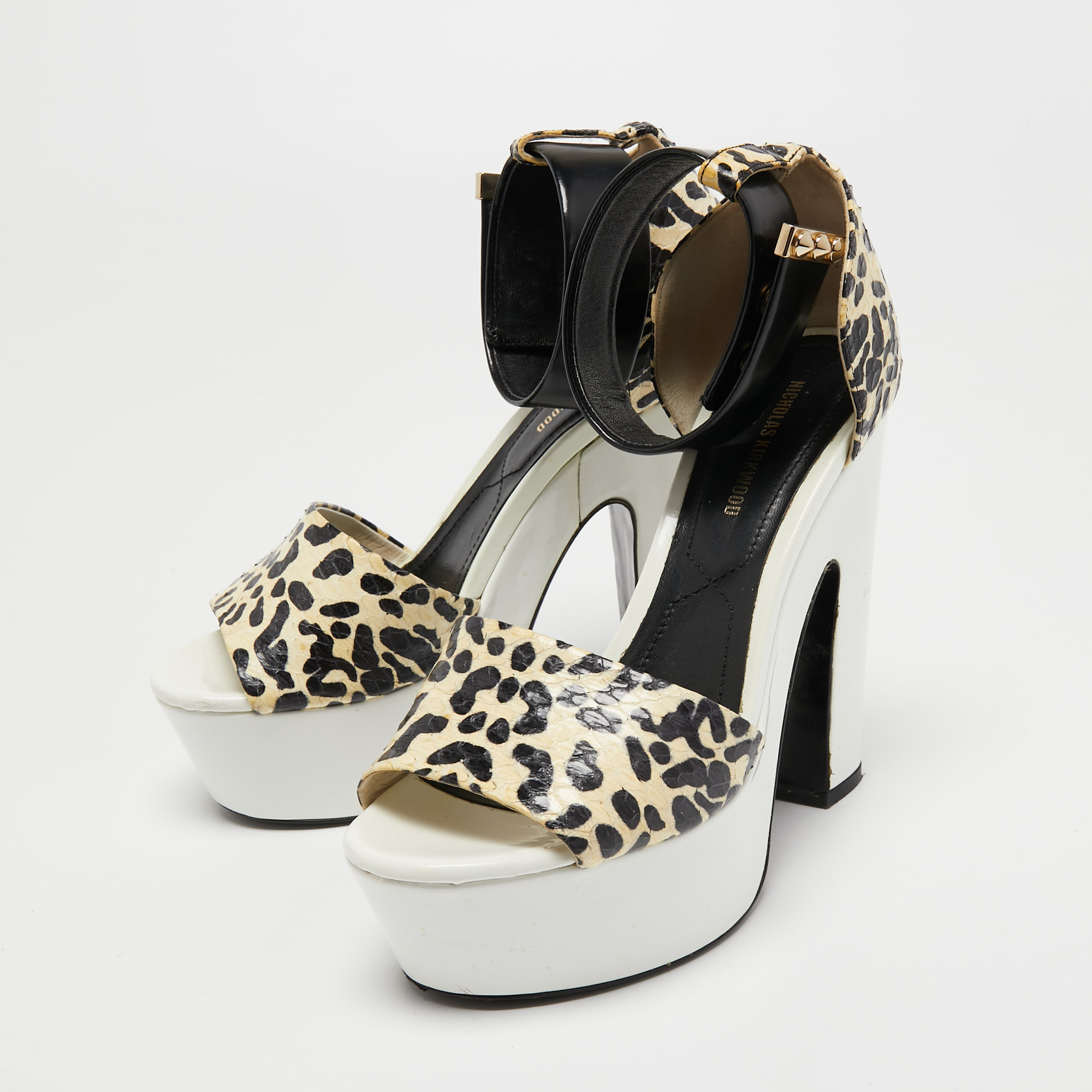 

Nicholas Kirkwood Black/Beige Leopard Print Python Leather Platform Ankle Cuff Sandals Size