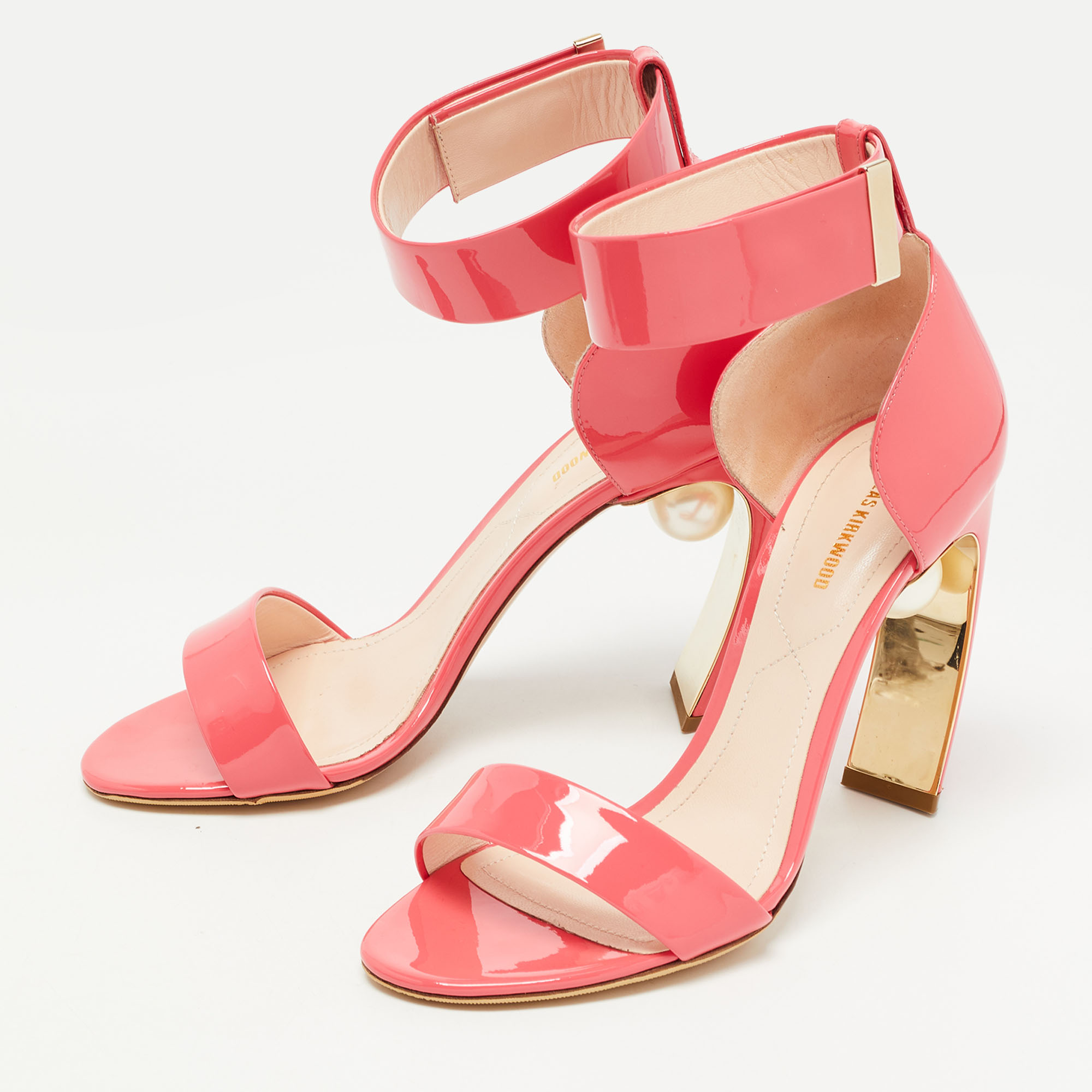 

Nicholas Kirkwood Pink Patent Leather Lola Pearl Ankle-Strap Sandals Size