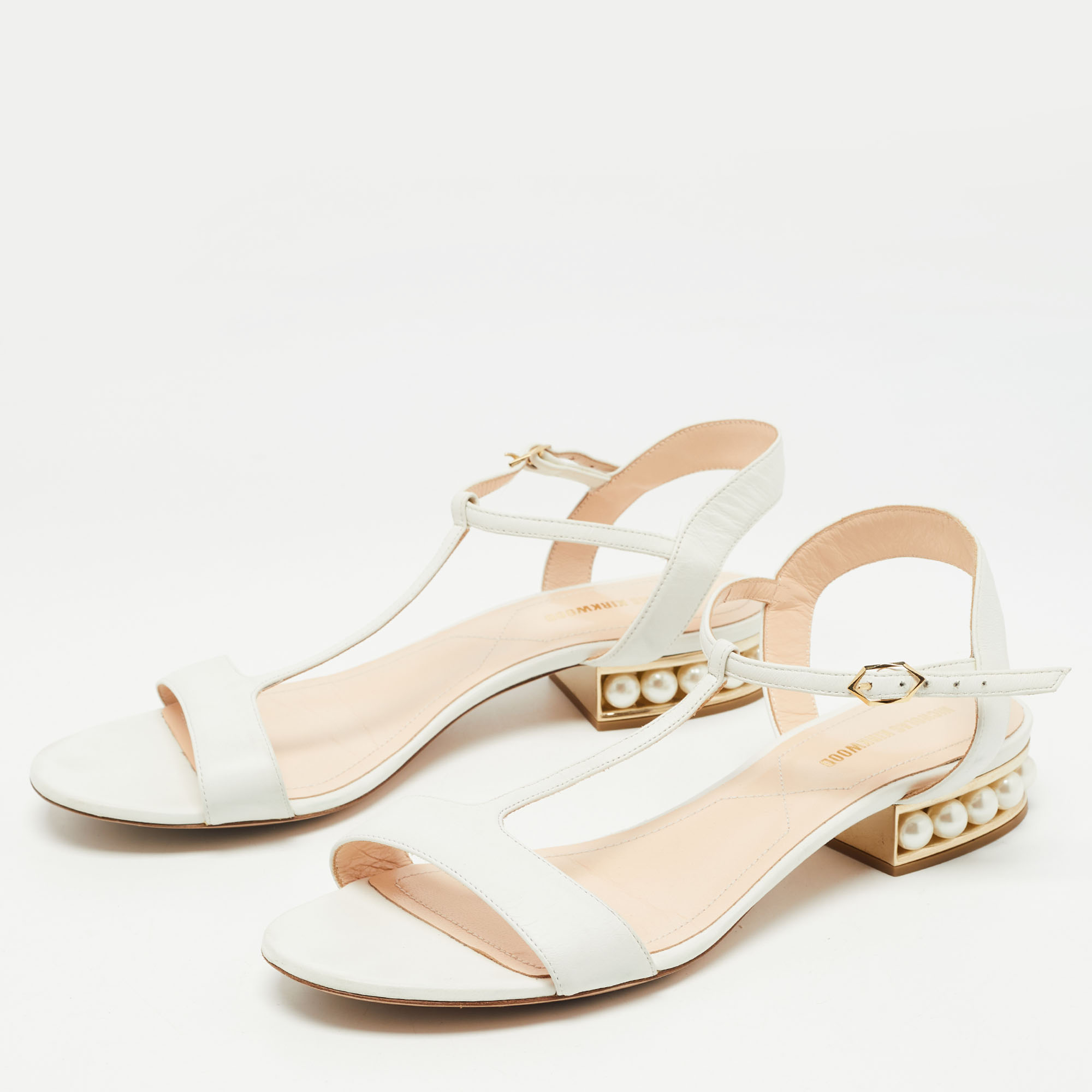 

Nicholas Kirkwood White Leather Faux Pearl Embellished Casati Sandals Size