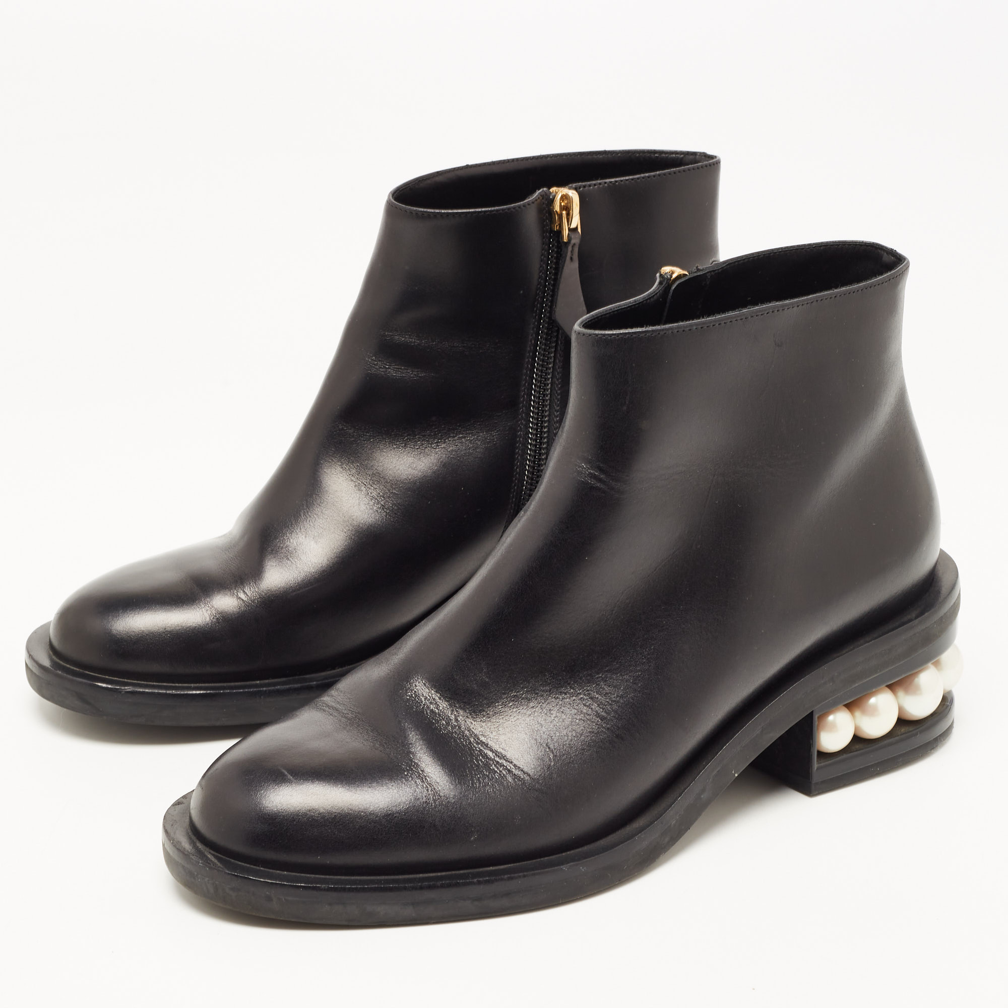 

Nicholas Kirkwood Black Leather Pearl Studded Ankle Boots Size