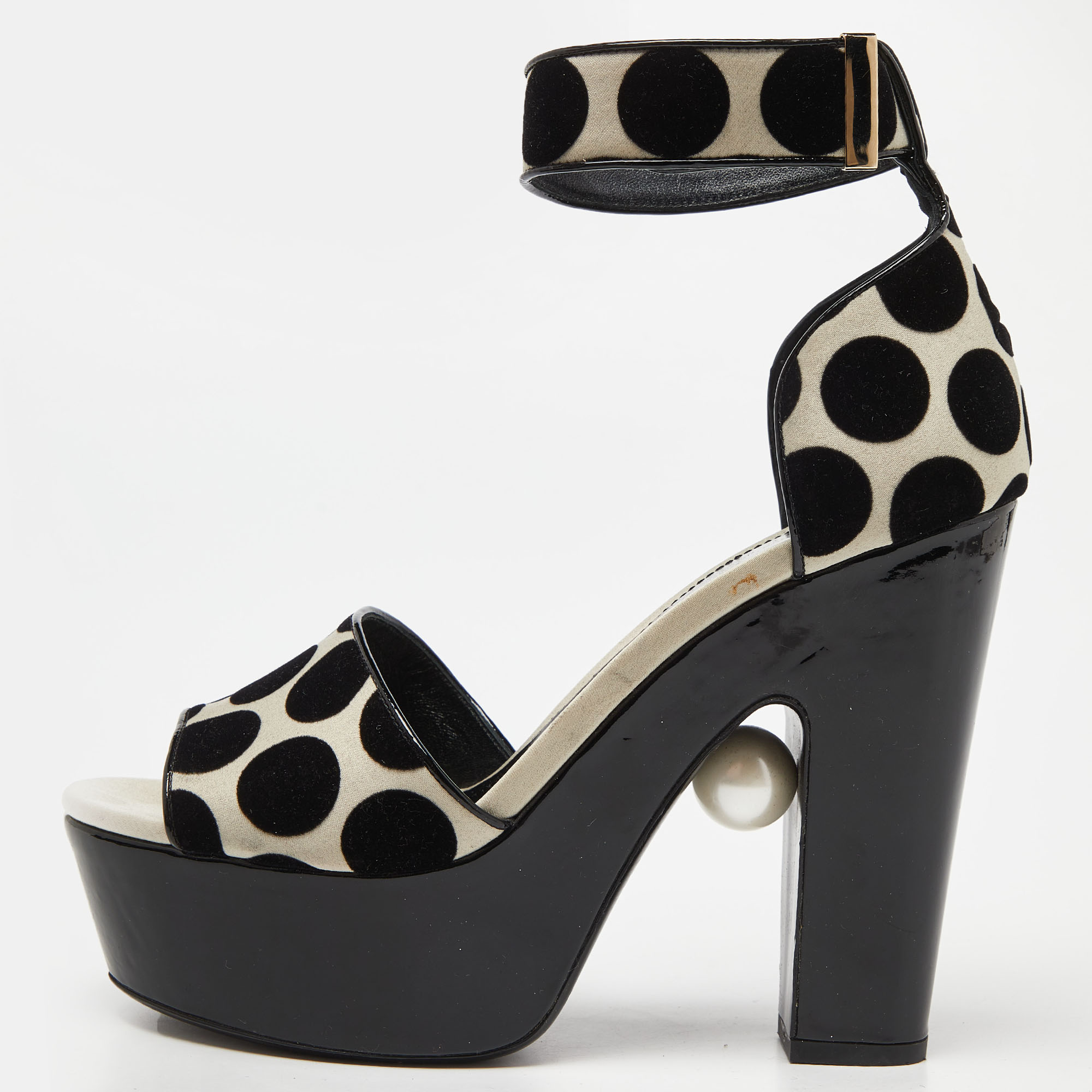 

Nicholas Kirkwood White/Black Polka Dot Velvet Platform Pearl Block Heel Ankle Strap Sandals Size