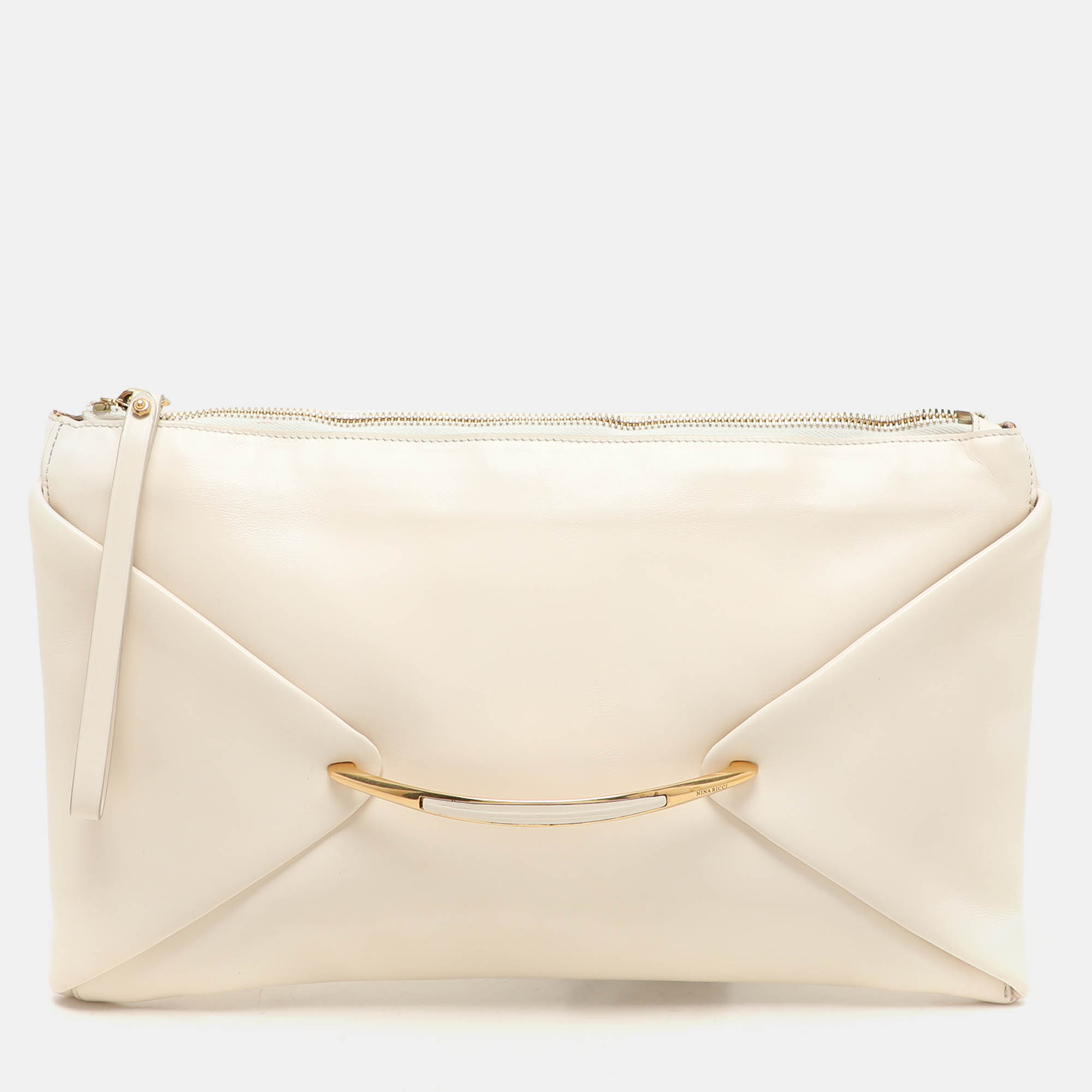

Nina Ricci Cream Leather Clutch