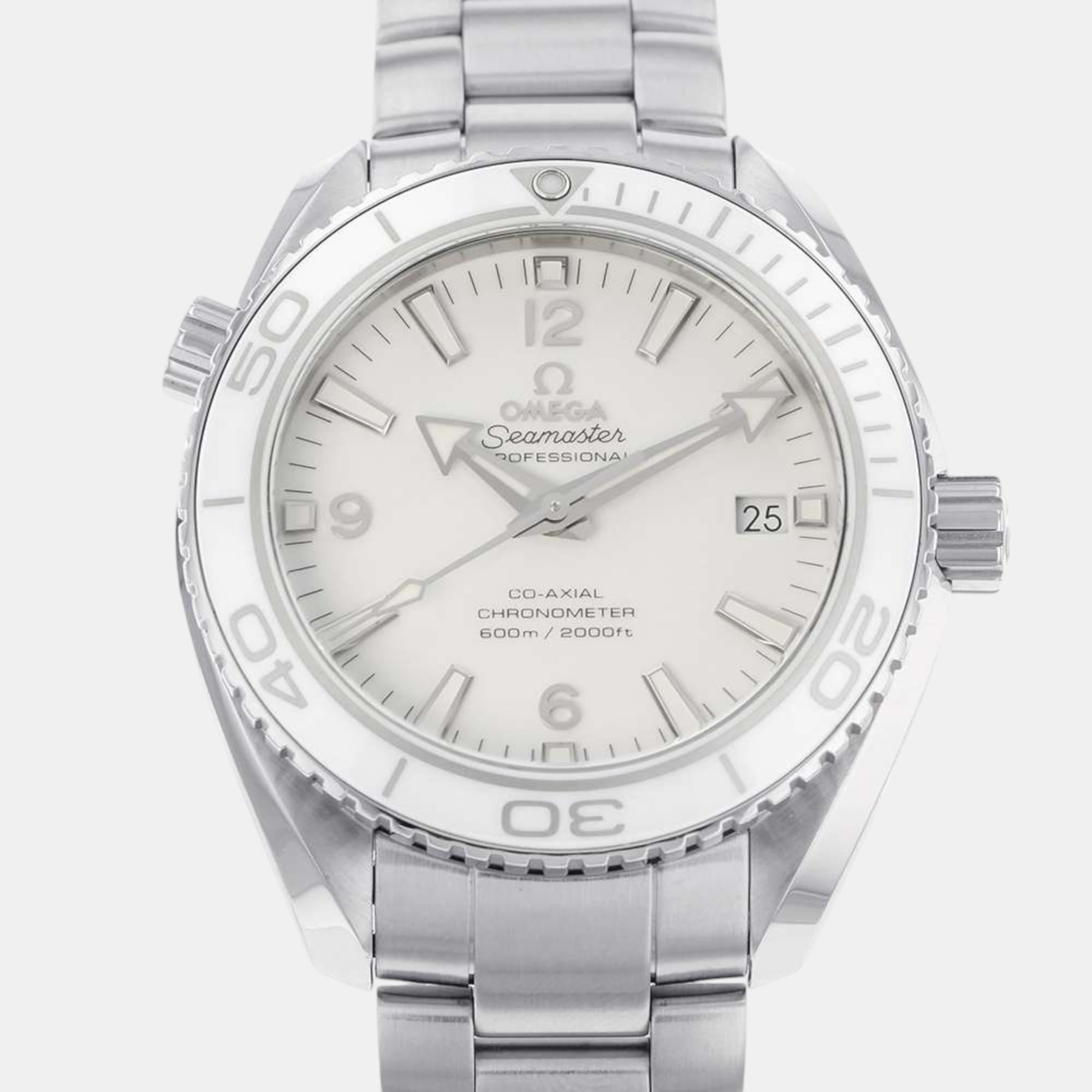 

Omega White Stainless Steel Seamaster Planet Ocean 232.30.42.21.04.001 Automatic Men's Wristwatch 42 mm