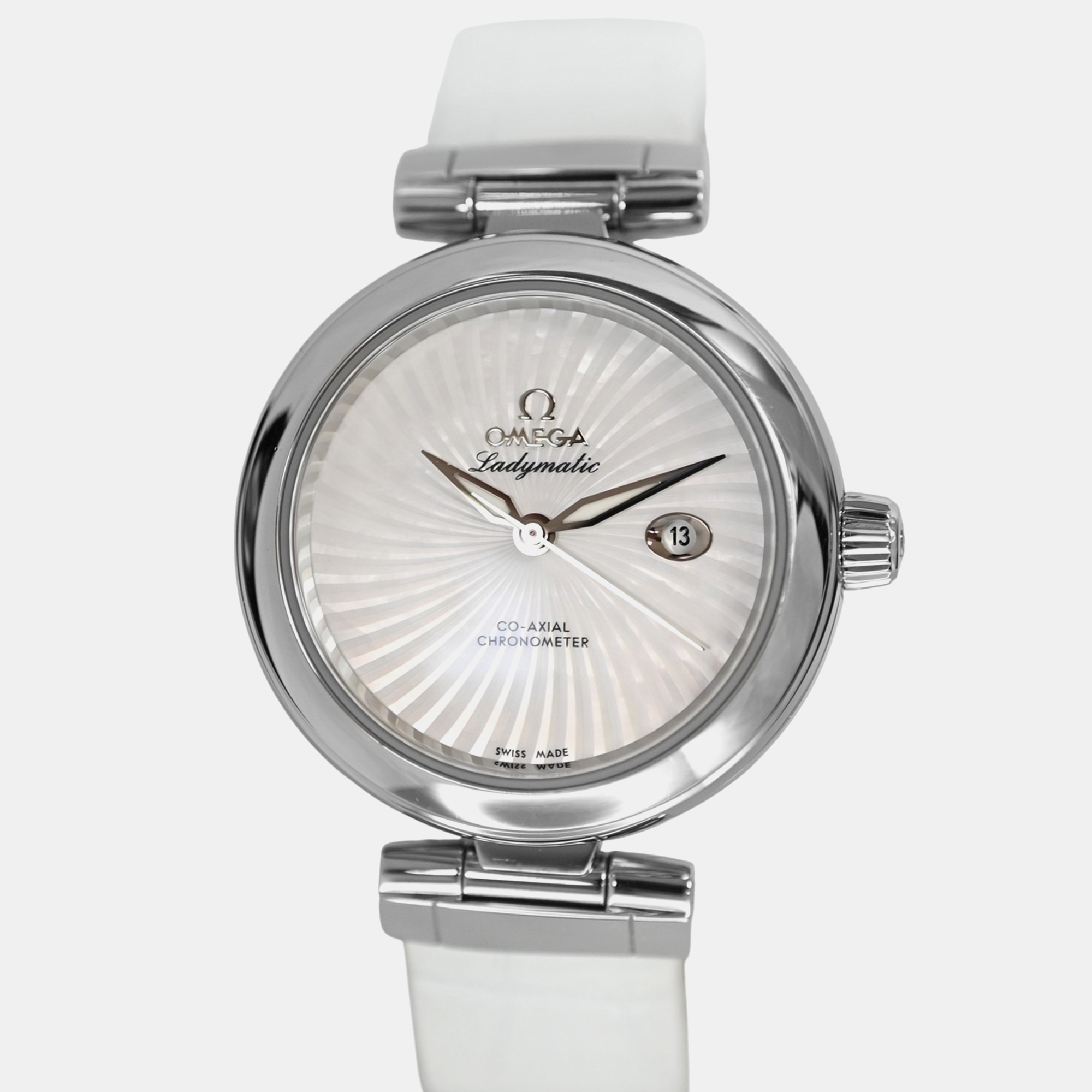 

Omega Ladymatic 425.33.34.20.05.001 Automatic Mother of Pearl Stainless Steel Women's Wristwatch 34 mm, Silver