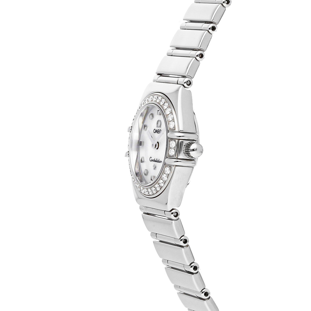 

Omega MOP Stainless Steel Diamonds Constellation "My Choice" 1465.71.00 Women's Wristwatch, White