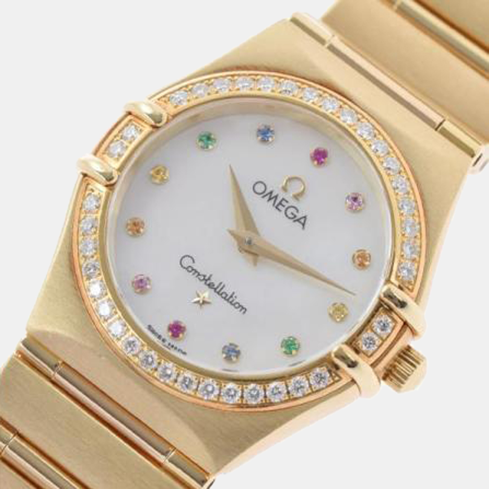 

Omega White Shell Diamond 18k Yellow Gold Constellation 1177.79 Quartz Women's Wristwatch 25.5 mm