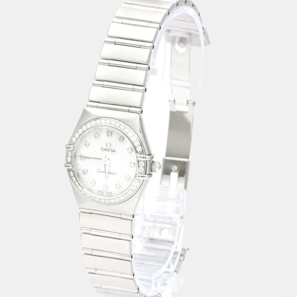 Pre-owned Omega White Shell Diamond Stainless Steel Constellation 111.15.26.60.55.001 Quartz Women's Wristwatch 25 M