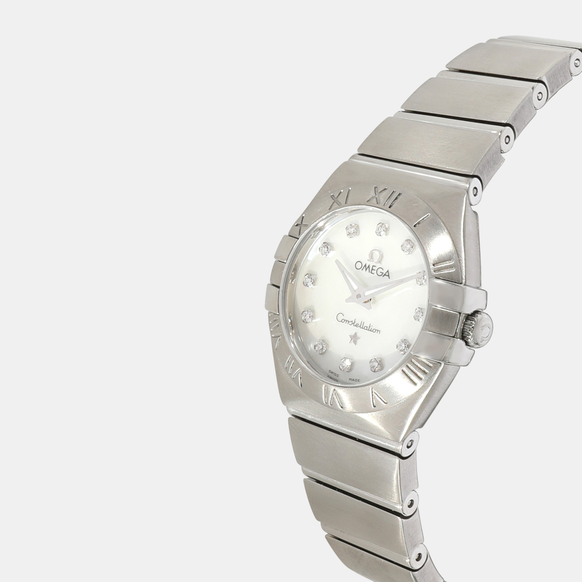 

Omega White Diamond Stainless Steel Constellation 123.10.24.60.55.001 Quartz Women's Wristwatch 24 mm