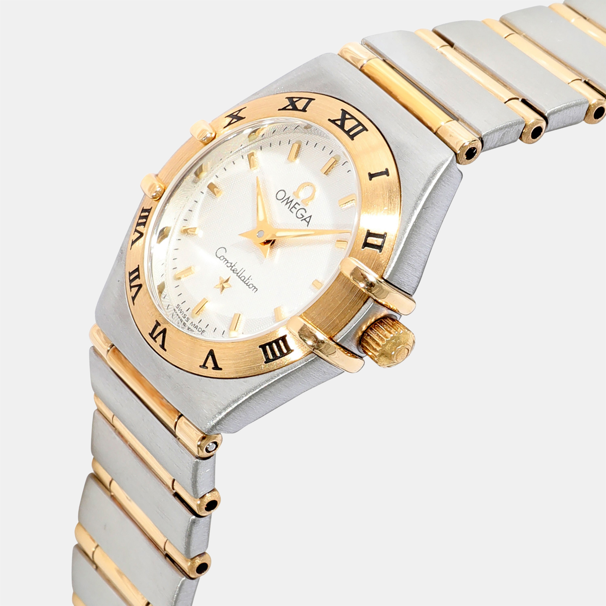 

Omega White 18K Yellow Gold And Stainless Steel Constellation 1262.30.00 Quartz Women's Wristwatch 22 mm