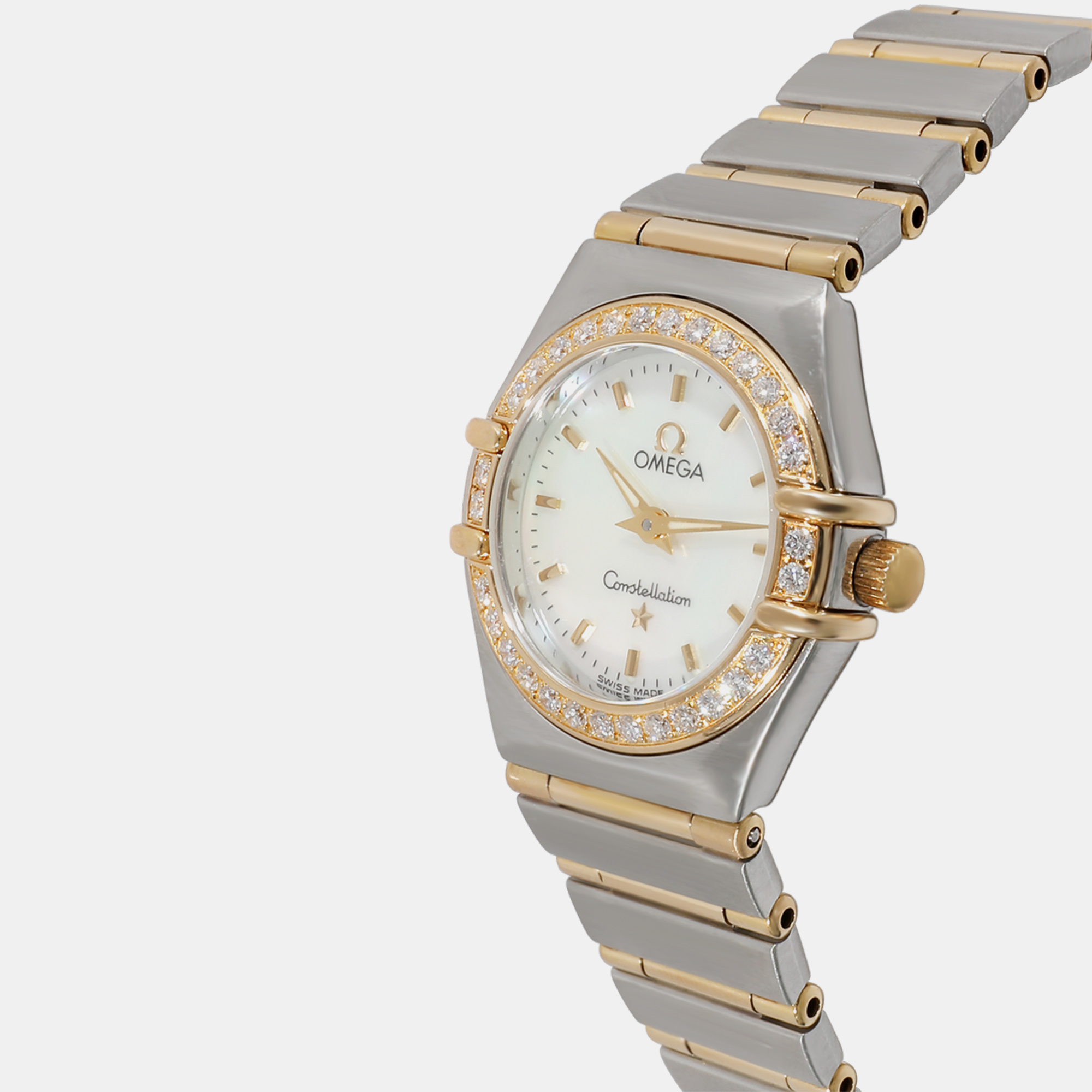 

Omega White 1267.70 18k Yellow Gold And Stainless Steel Constellation 1267.70 Quartz Women's Wristwatch 22.5 mm