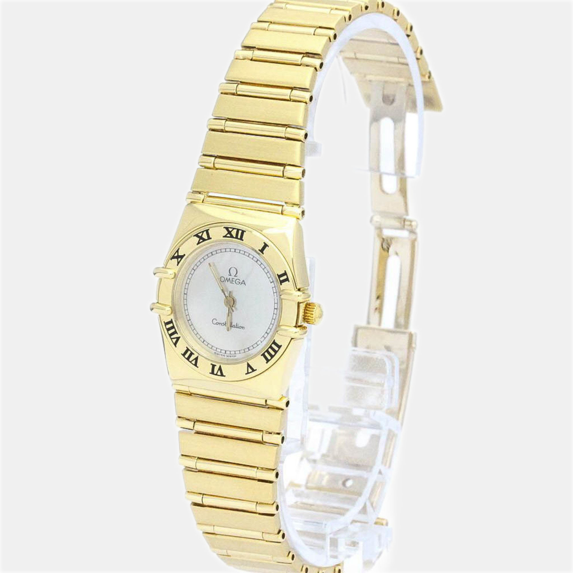 

Omega White Shell 18k Yellow Gold Constellation Quartz Women's Wristwatch 23 mm