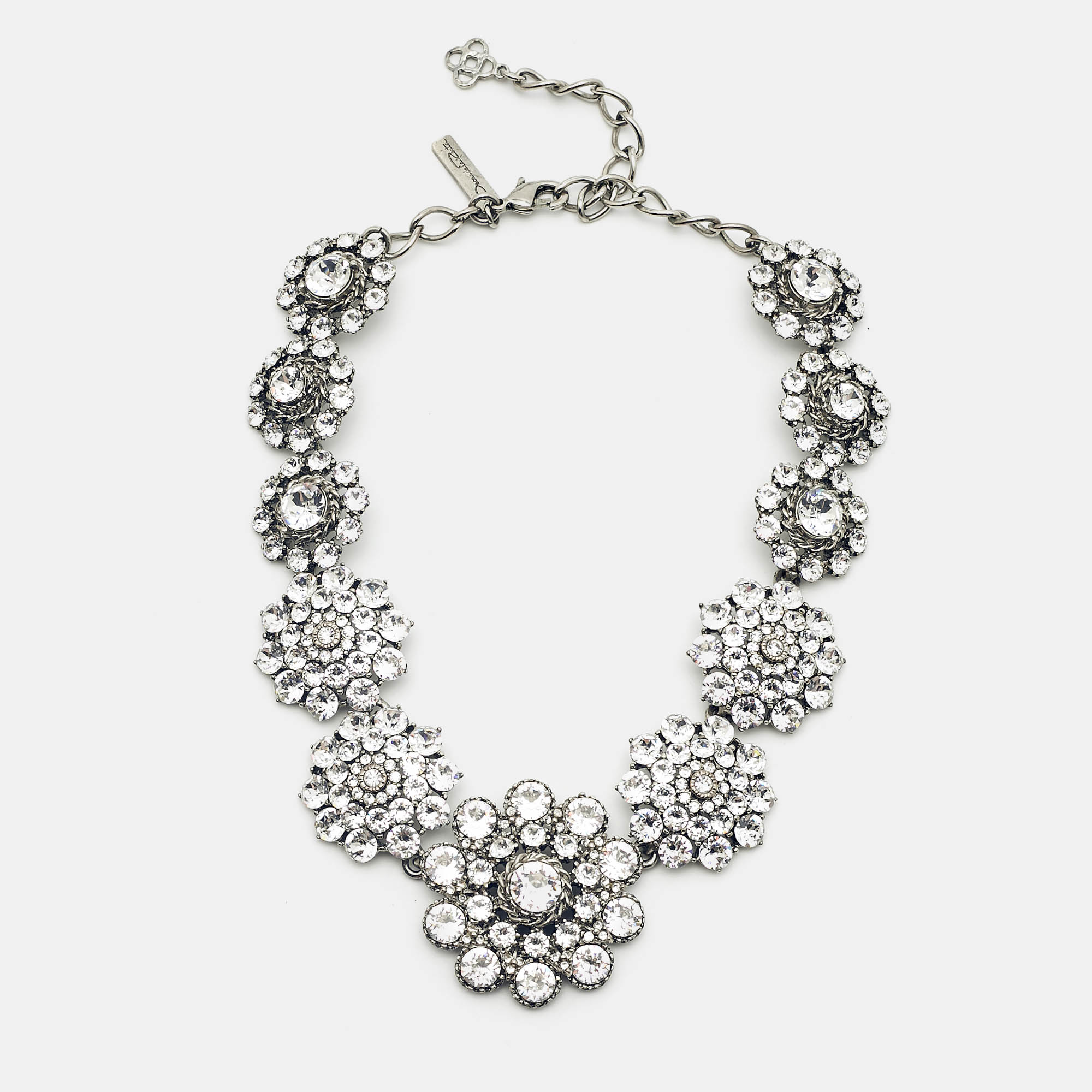 Pre-owned Oscar De La Renta Crystals Silver Tone Necklace