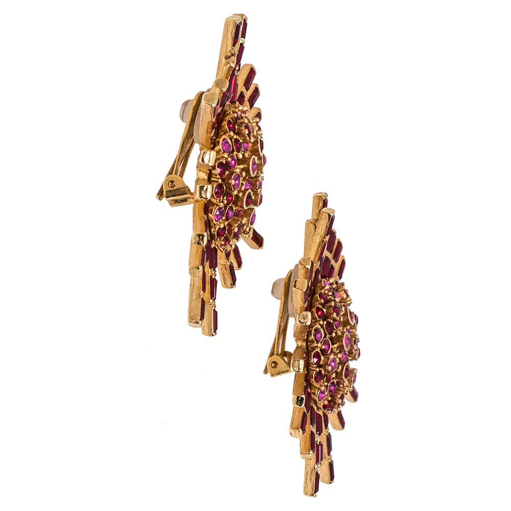 

Oscar de la Renta Pink Crystal Sunburst Clip On Earrings