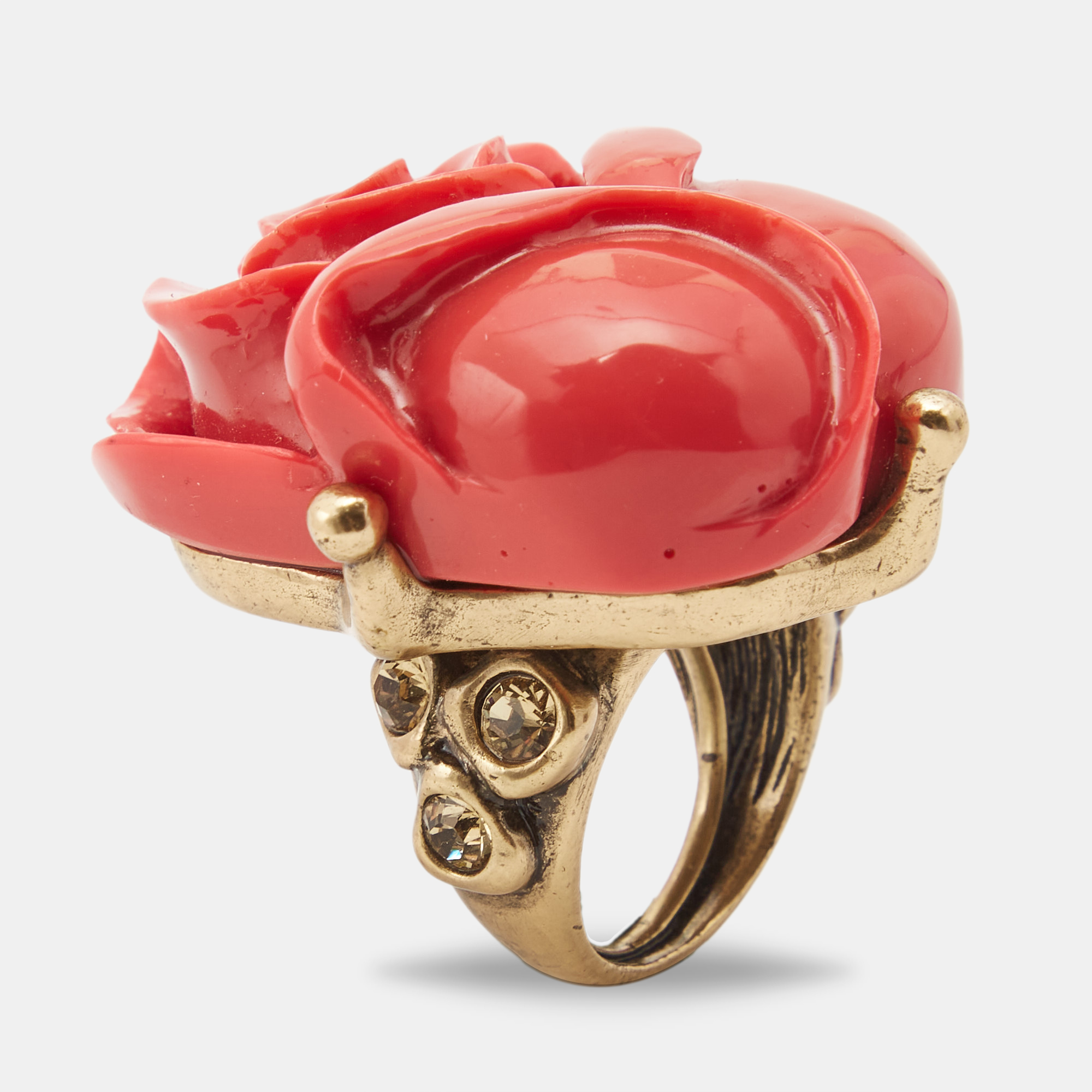 

Oscar de la Renta Rose Red Amaranth Gold Tone Ring Size