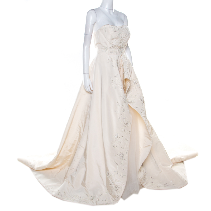 

Oscar de la Renta Off White Embellished Silk Strapless Layered Tulle Wedding Gown