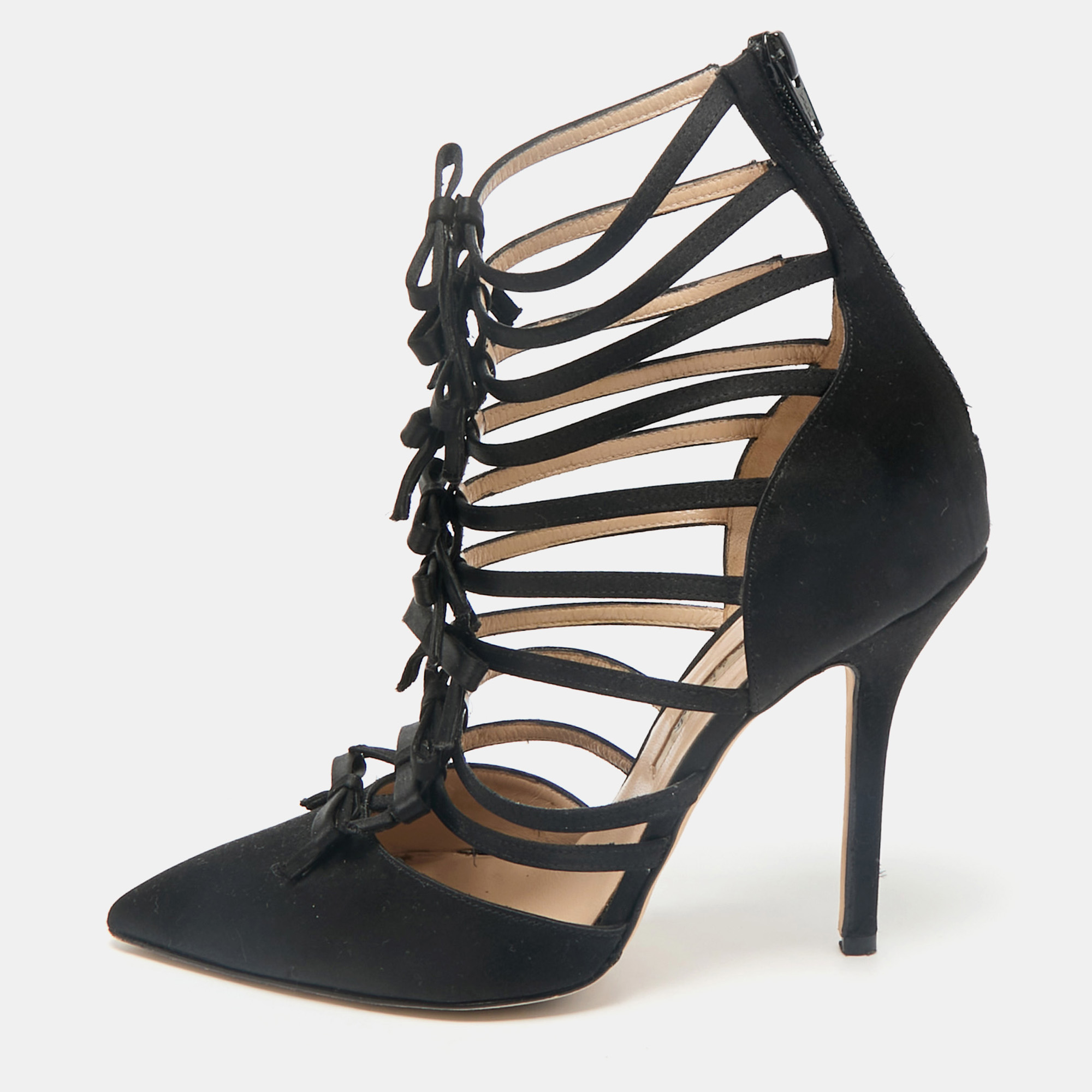 

Oscar de la Renta Black Satin Strappy Pumps Size