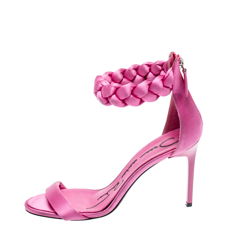 

Oscar De La Renta Pink Satin Brigit Braided Strap Sandals Size