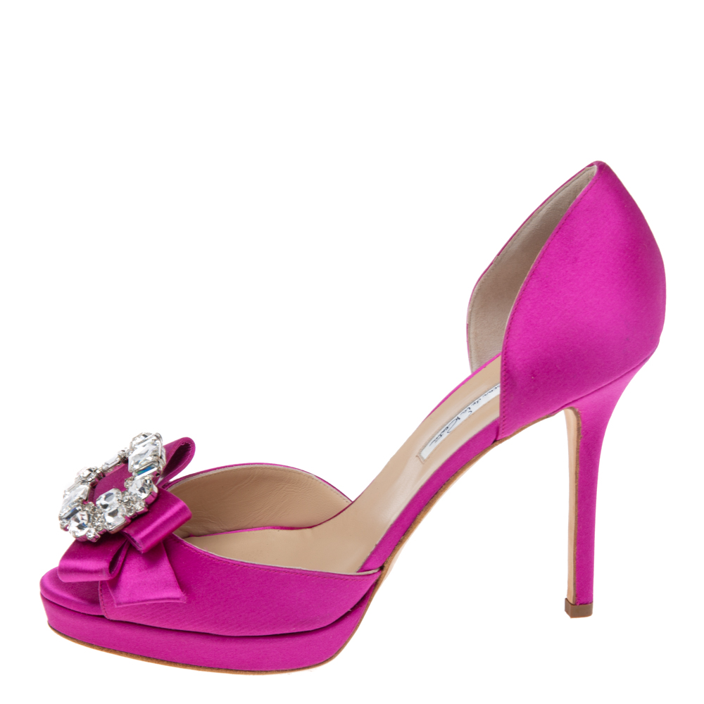 

Oscar de la Renta Pink Satin Embellished D' Orsay Pumps Size