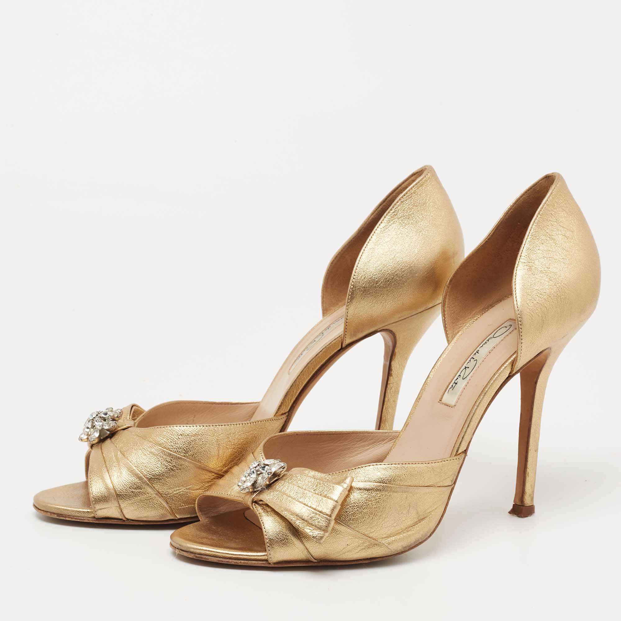 

Oscar de la Renta Gold Leather Open Toe D'orsay Pumps Size