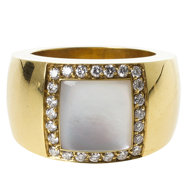 

Pasquale Bruni Mother of Pearl Yellow Gold Band Ring Size