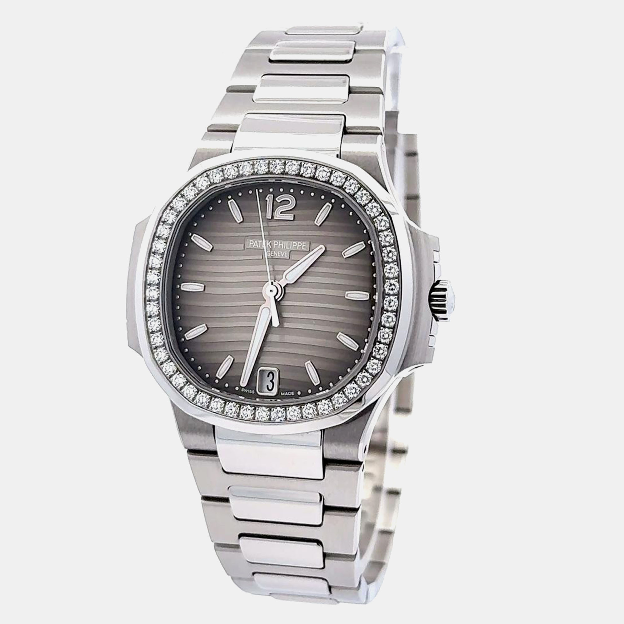 

Patek Philippe Nautilus 7018/1A-011 Automatic Grey Stainless Steel Women’s Wristwatch 34 mm
