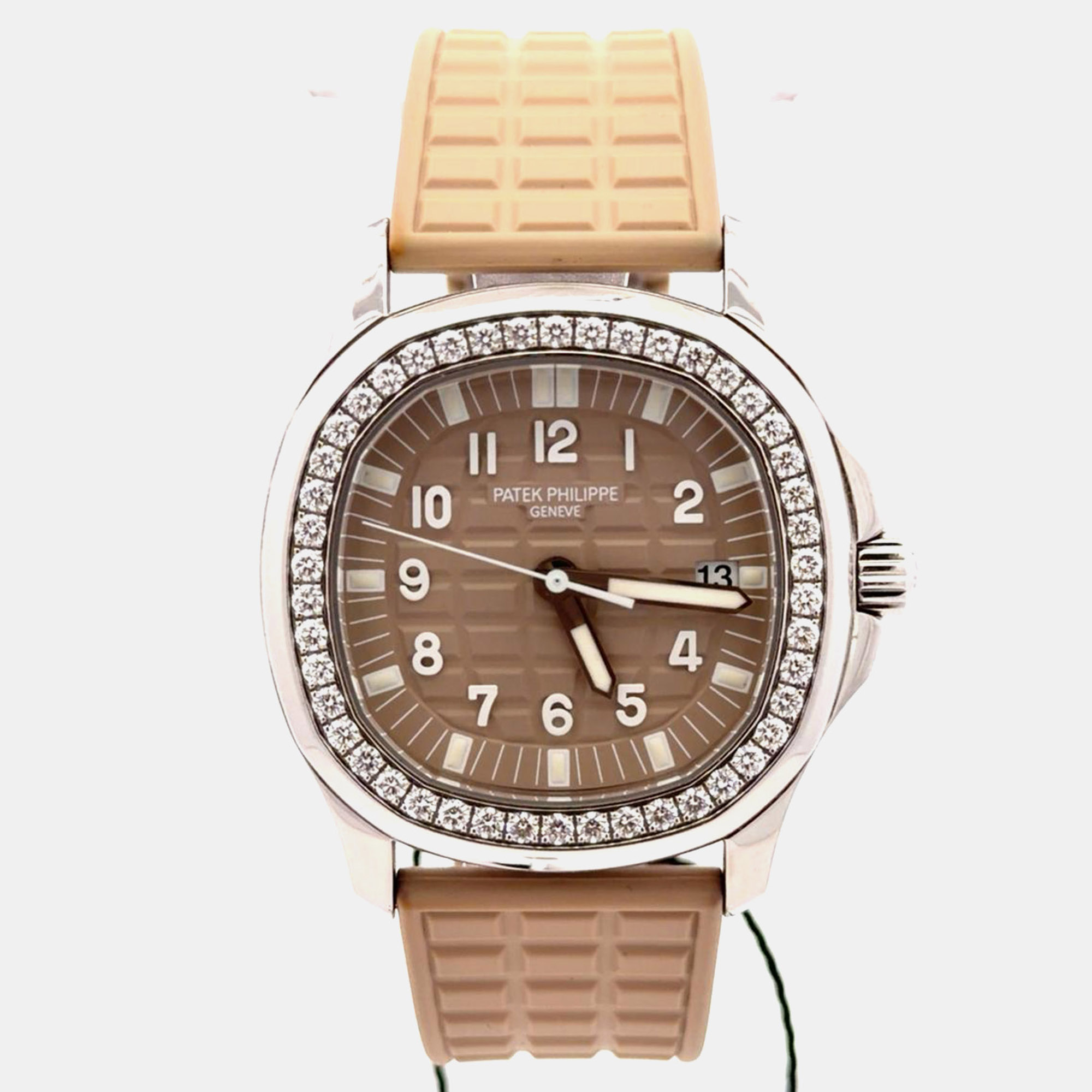 

Patek Philippe Aquanaut Luce 5067A-020 Quartz Beige Diamond Stainless Steel Women's Wristwatch 35 mm