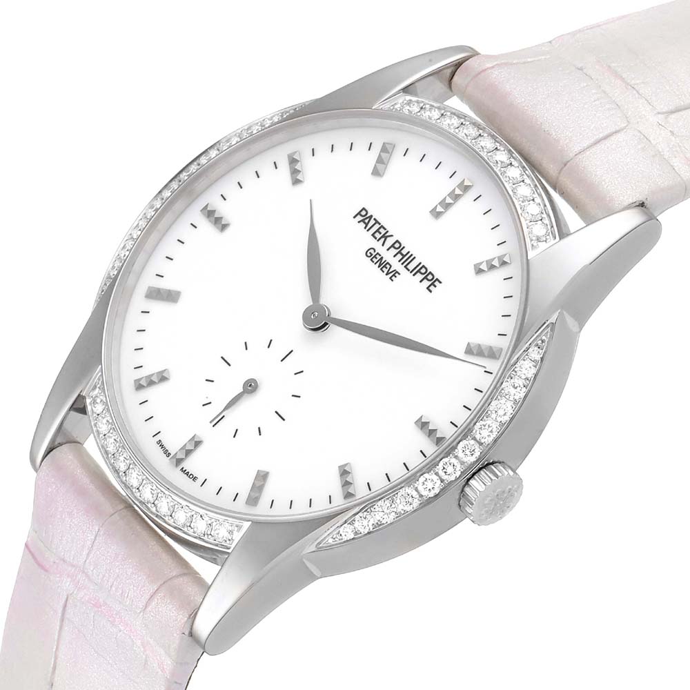 

Patek Philippe White Diamonds 18k White Gold Calatrava 7122 Women's Wristwatch 33 MM