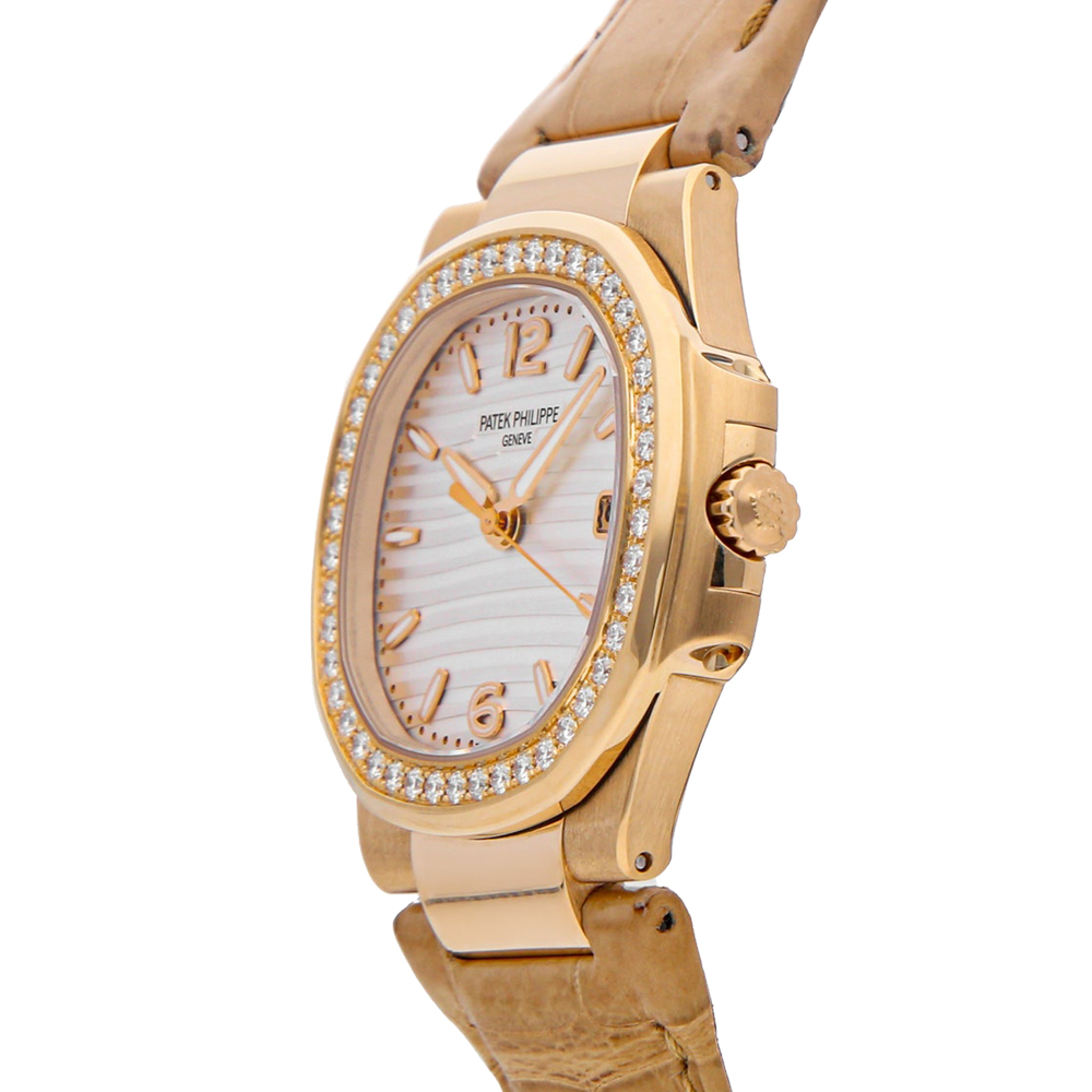 

Patek Philippe White Diamonds 18K Rose Gold Nautilus 7010R-011 Women's Wristwatch 32 MM