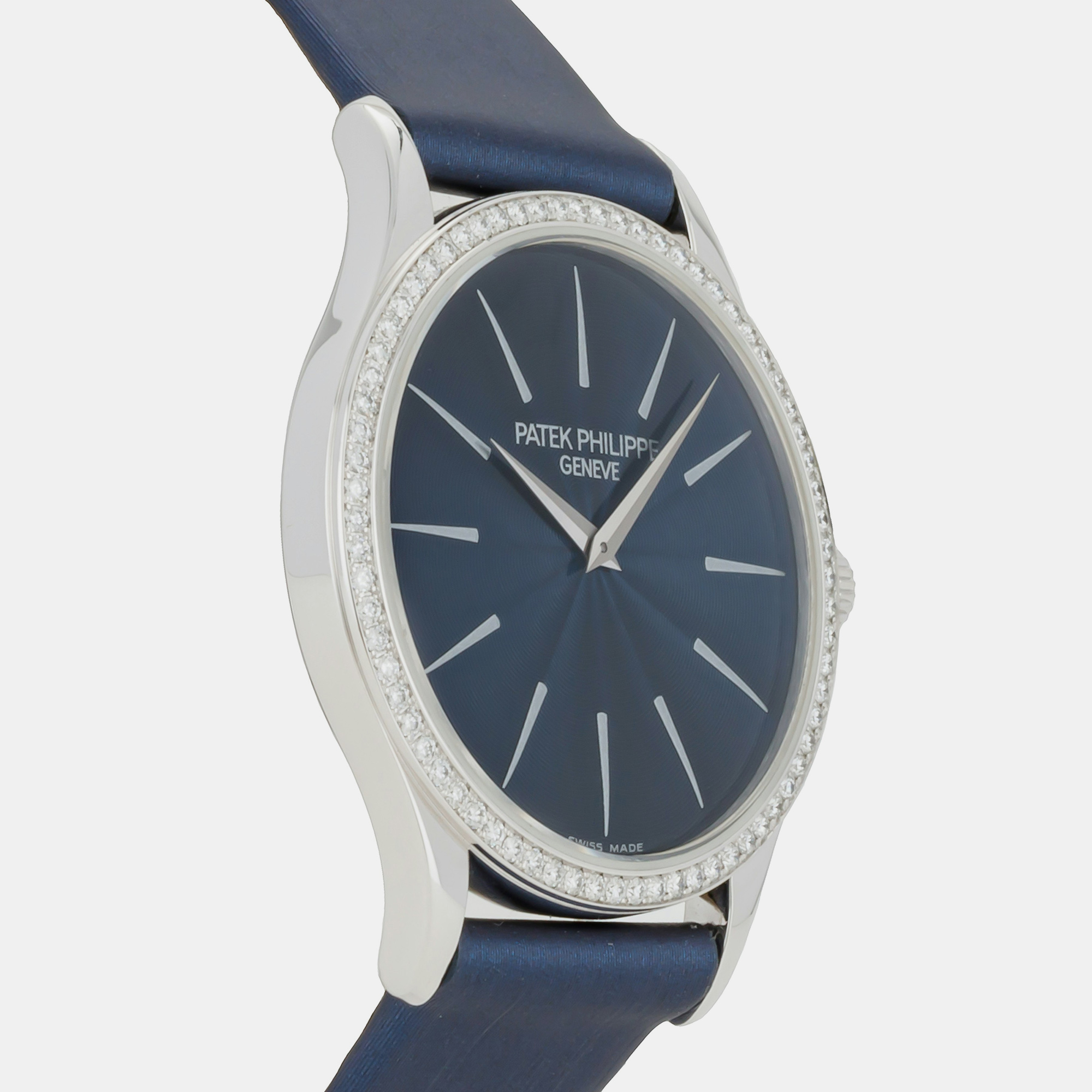 

Patek Philippe Blue 18k White Gold Calatrava 4896G-001 Manual Winding Women's Wristwatch 33 mm