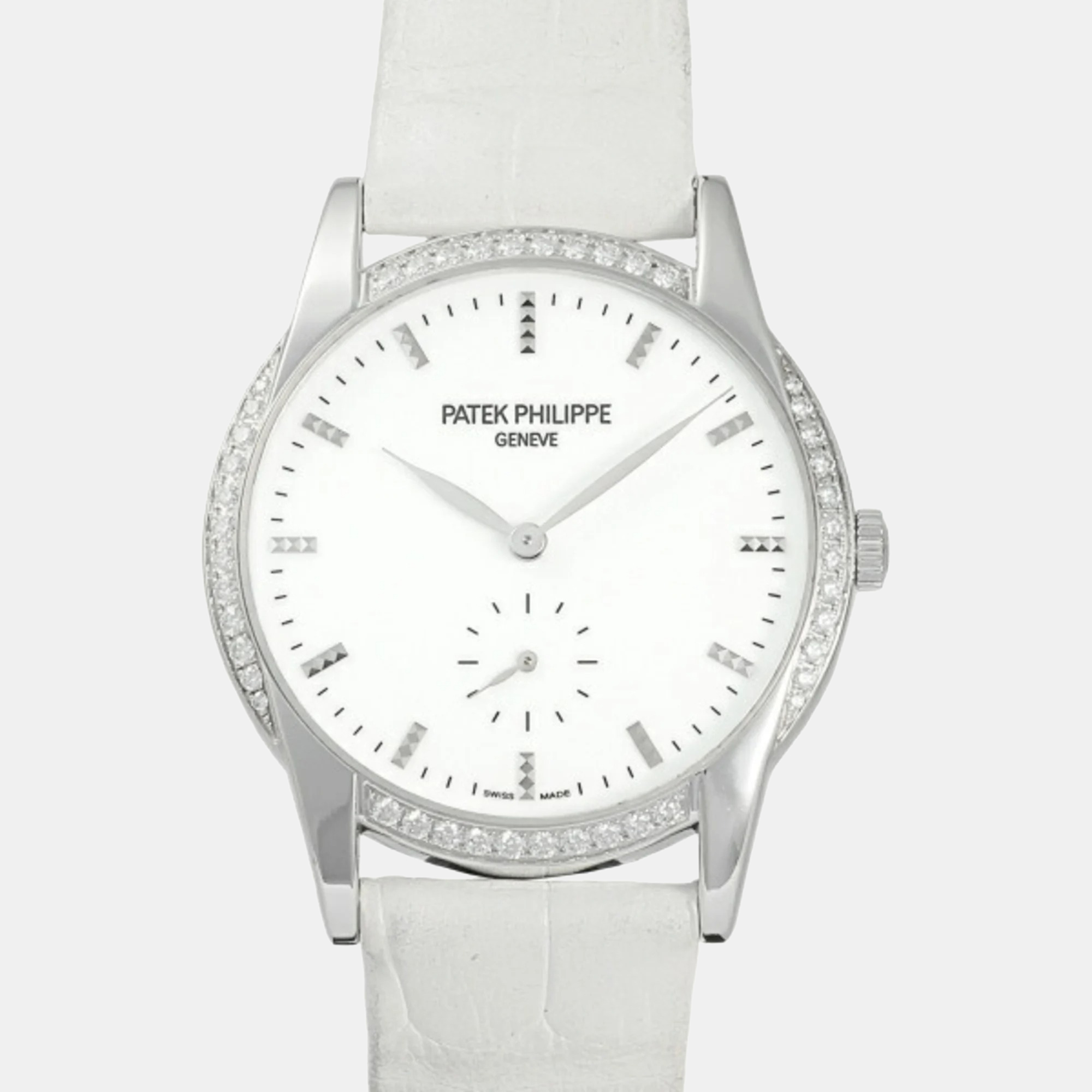 

Patek Philippe White 18k White Gold Calatrava 7122/200G-001 Manual Winding Women's Wristwatch 33 mm