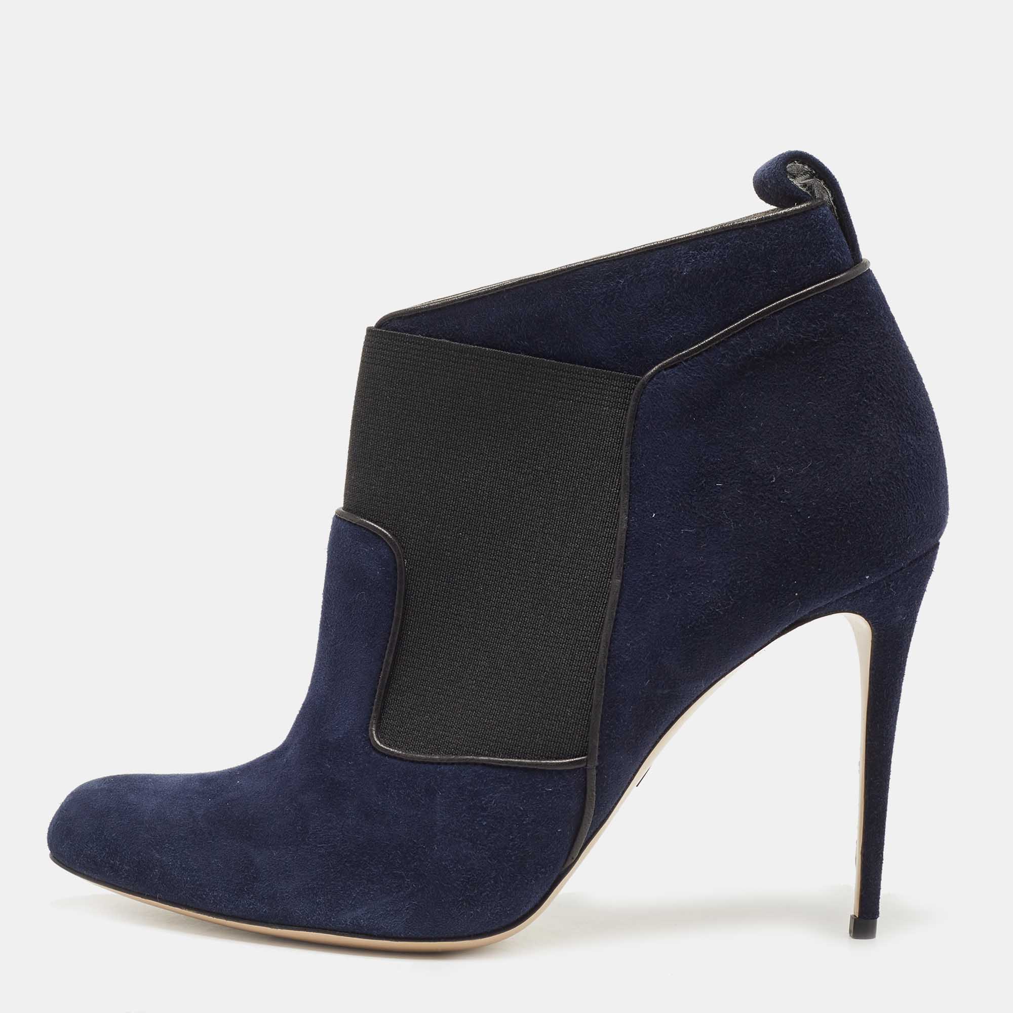 

Paul Andrew Navy Blue Suede Ankle Length Boots Size