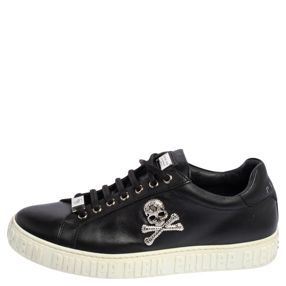 

Phillip Plein Black Leather Skull Embellished Low Top Sneakers Size
