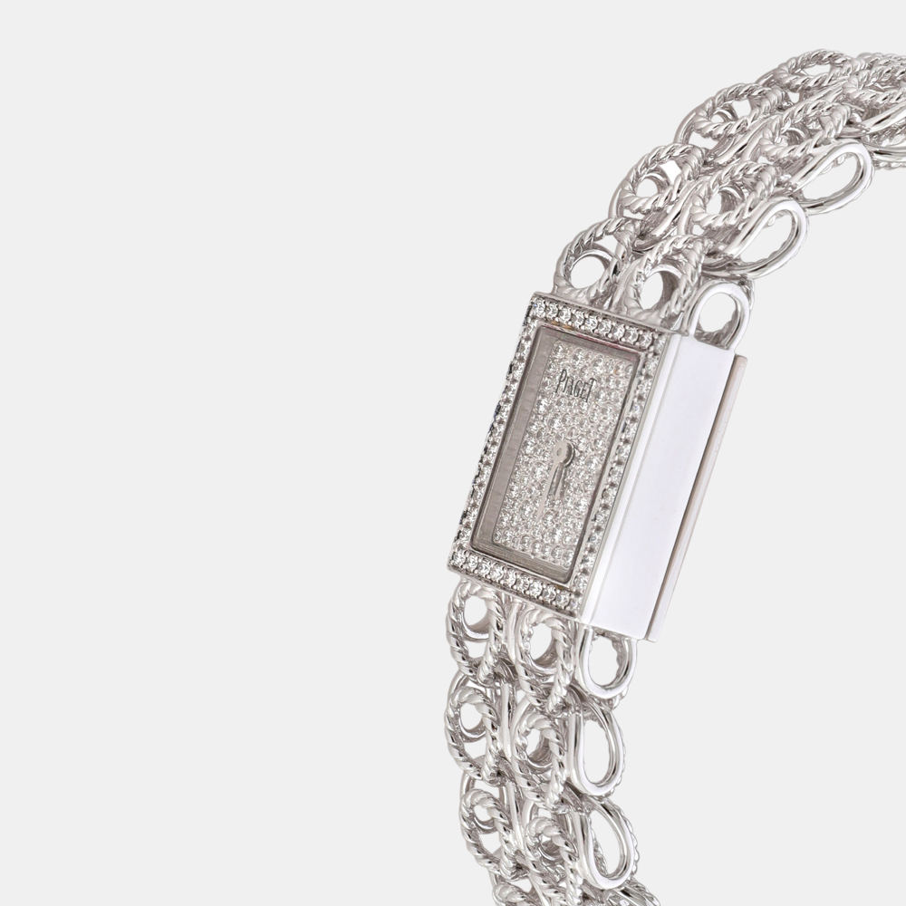

Piaget White