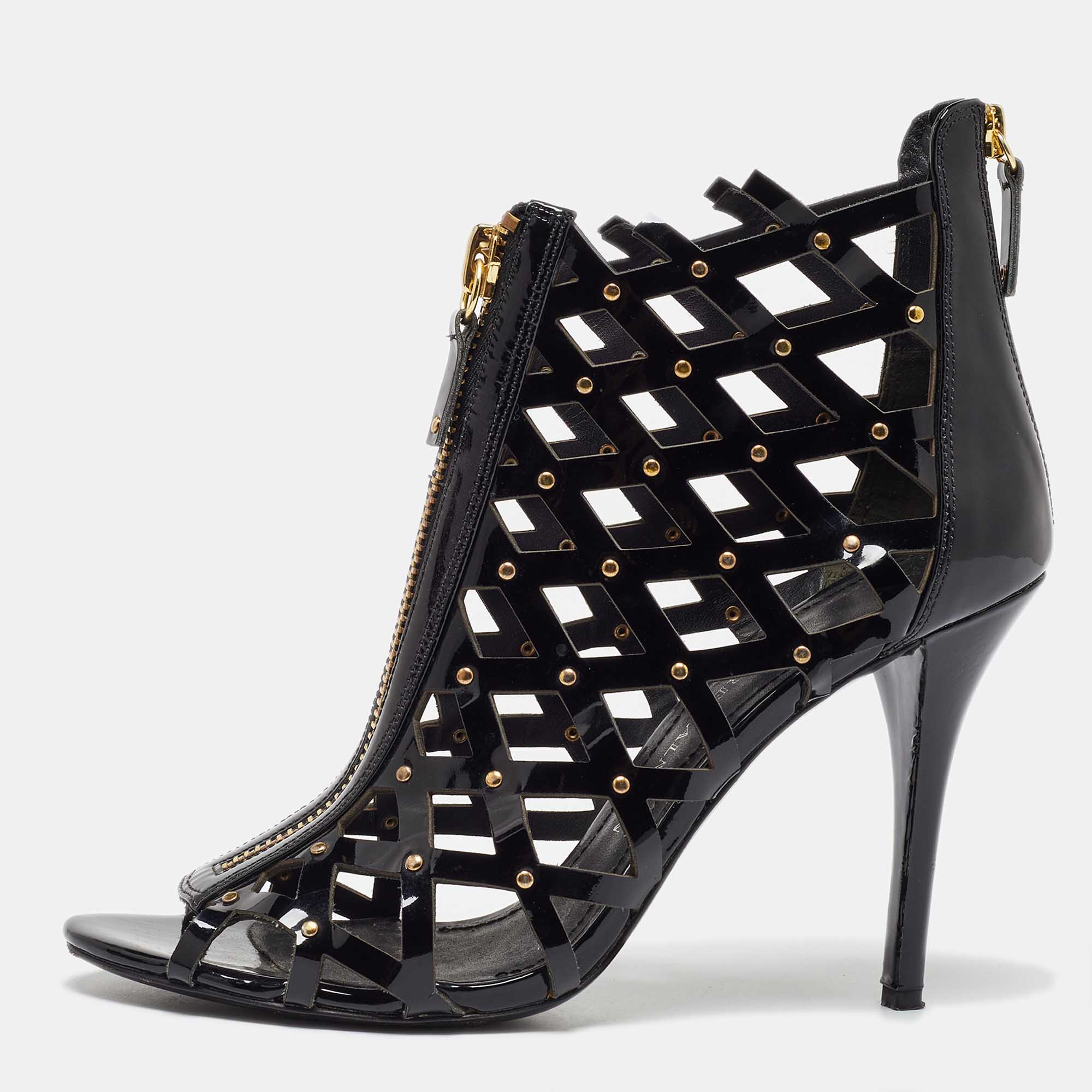 

Pierre Balmain Black Patent Leather Studded Cage Sandals Size