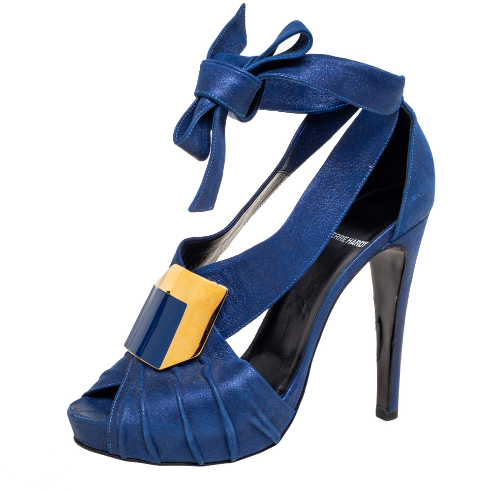

Pierre Hardy Blue Laminated Suede Buckle Ankle-Tie Sandals Size