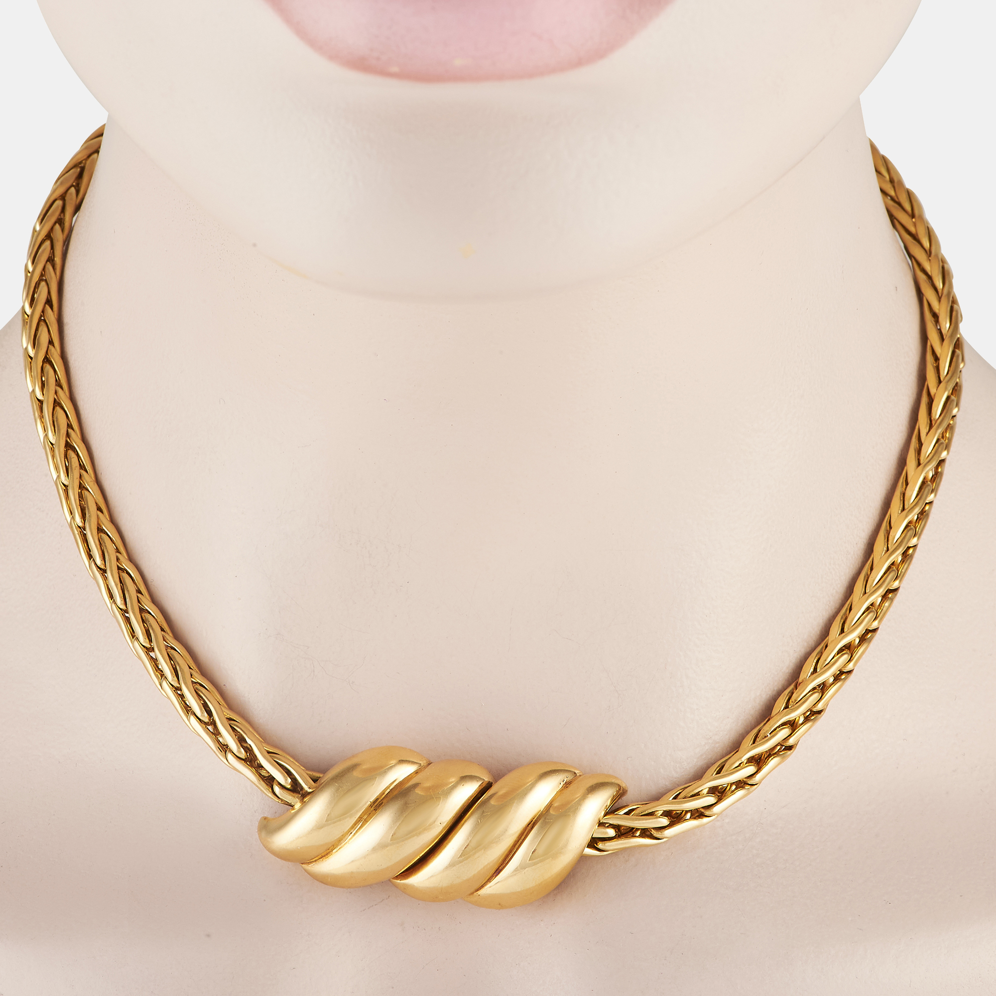 

Pomellato 18K Yellow Gold Woven Necklace