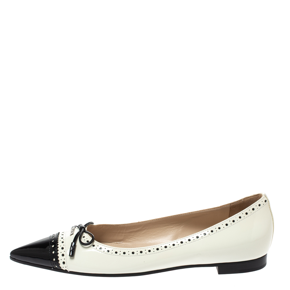 

Prada White/Black Patent Leather Bow Pointed Toe Ballet Flats Size