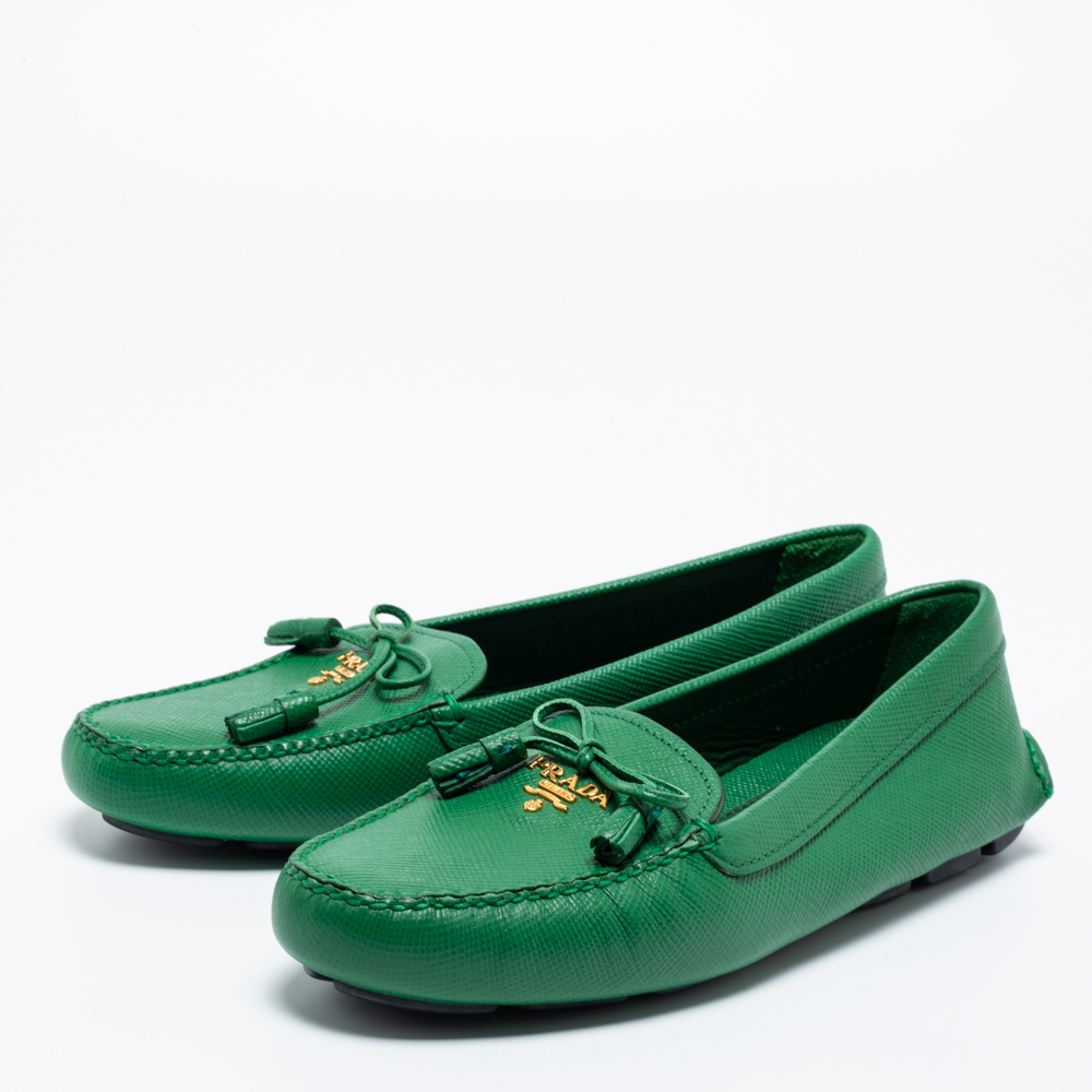 

Prada Green Saffiano Leather Bow Loafers Size