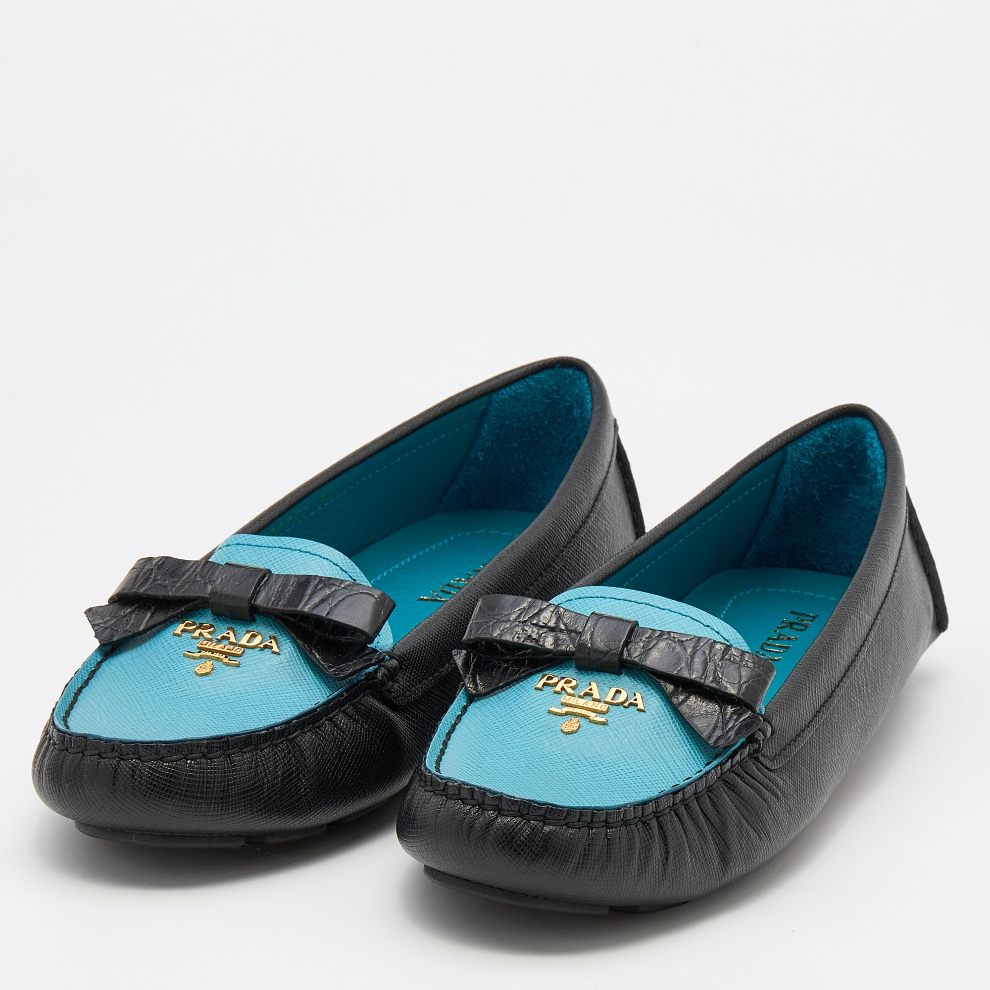 

Prada Black/Blue Leather Bow Logo Embellished Loafers Size