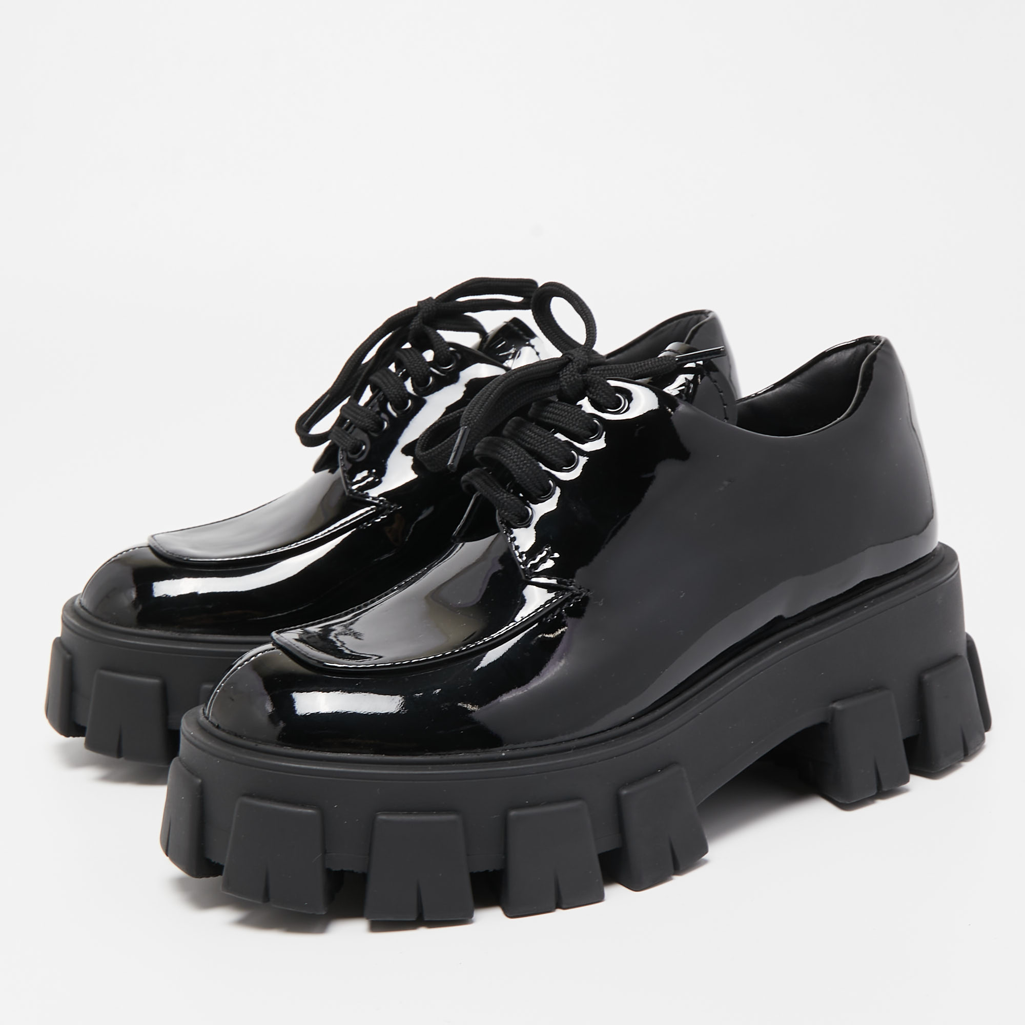 

Prada Black Patent Leather Monolith Platform Derby Sneakers Size