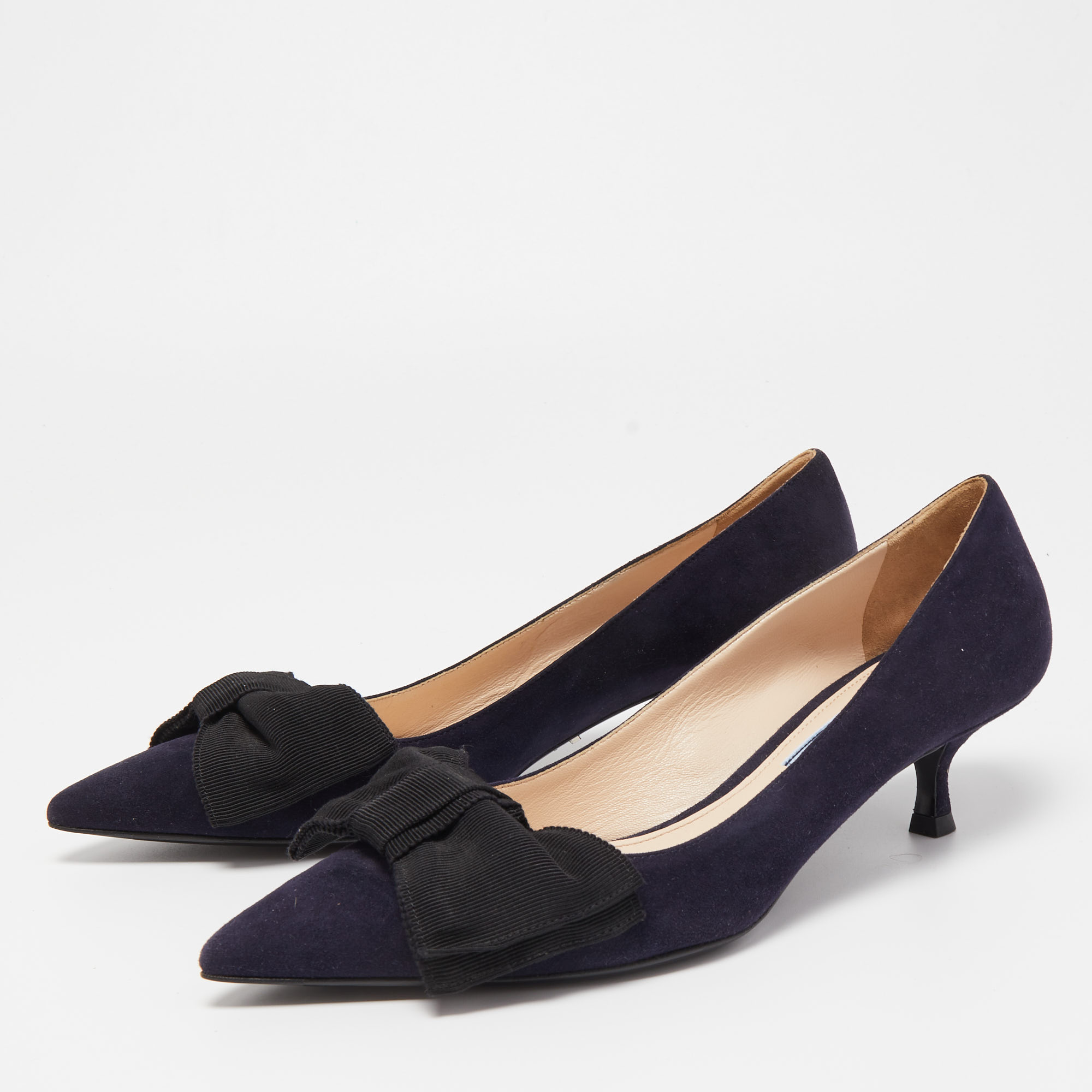 

Prada Navy Blue Suede Pointed Toe Bow Pumps Size