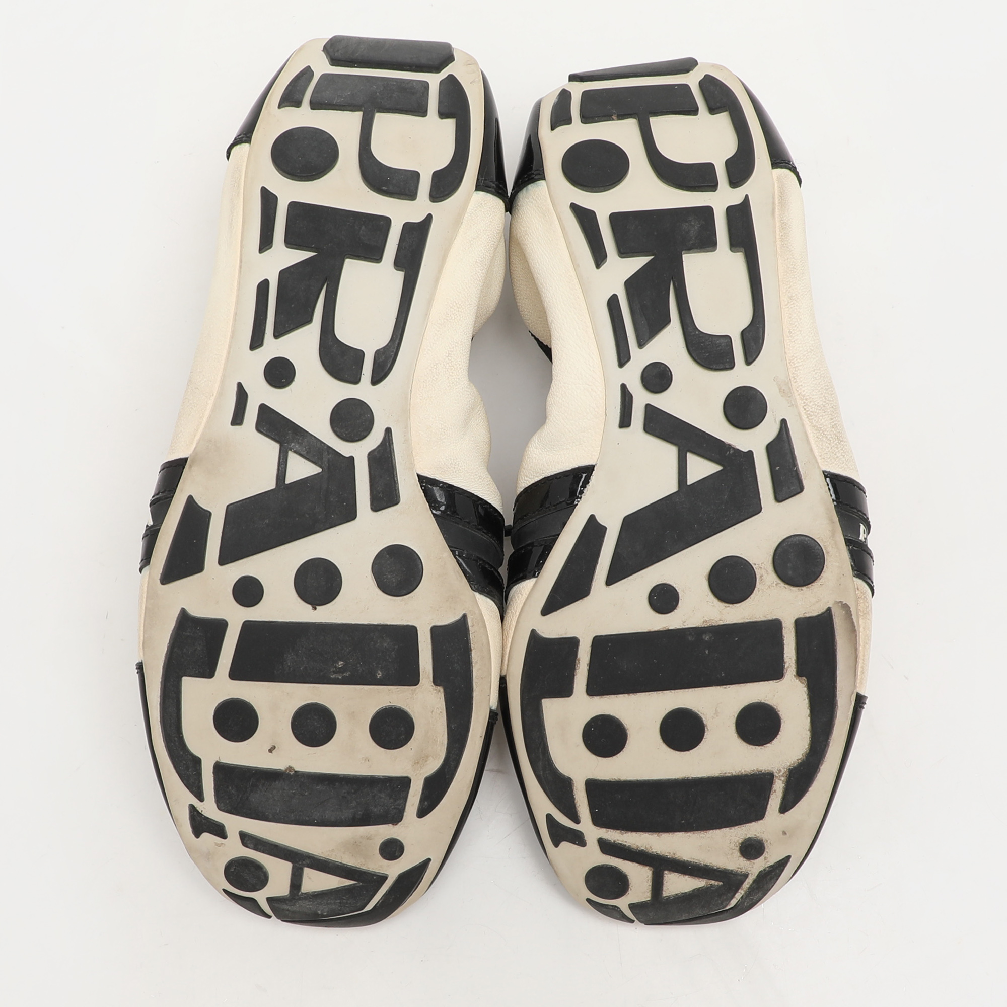 Prada Sport Black/Cream Patent and Leather Lace-up Scrunch Ballet Flats Size 39.5 