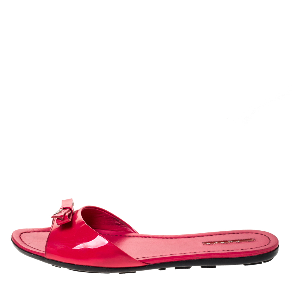 

Prada Sport Pink Patent Leather Bow Flat Slides Size