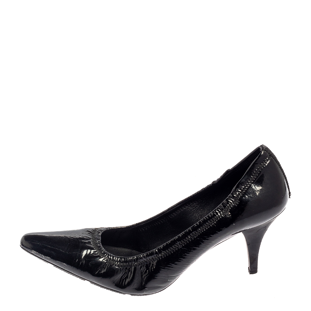 

Prada Sport Black Patent Scrunch Pointed Toe Pumps Size