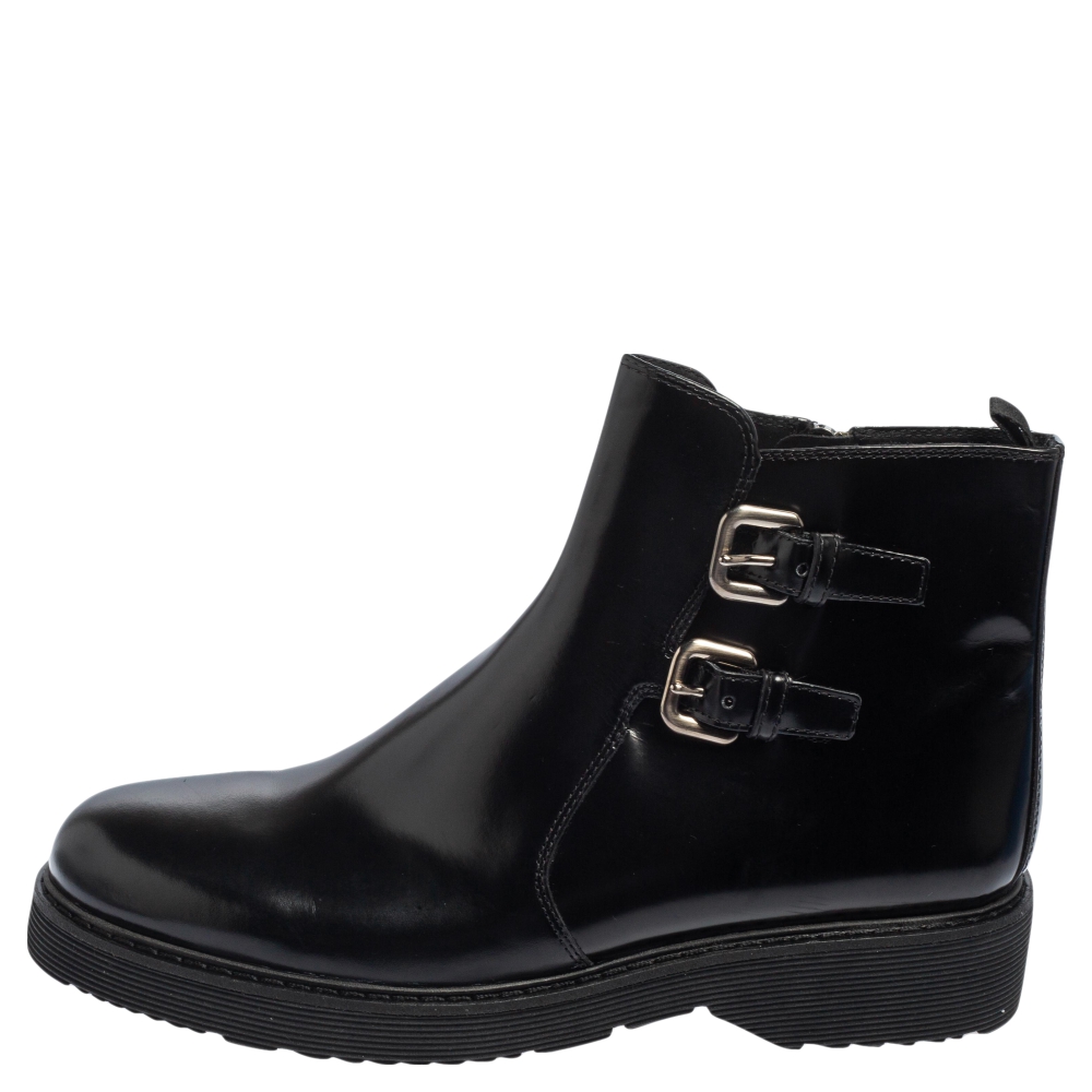 

Prada Sport Black Glossy Leather Ankle Length Boots Size