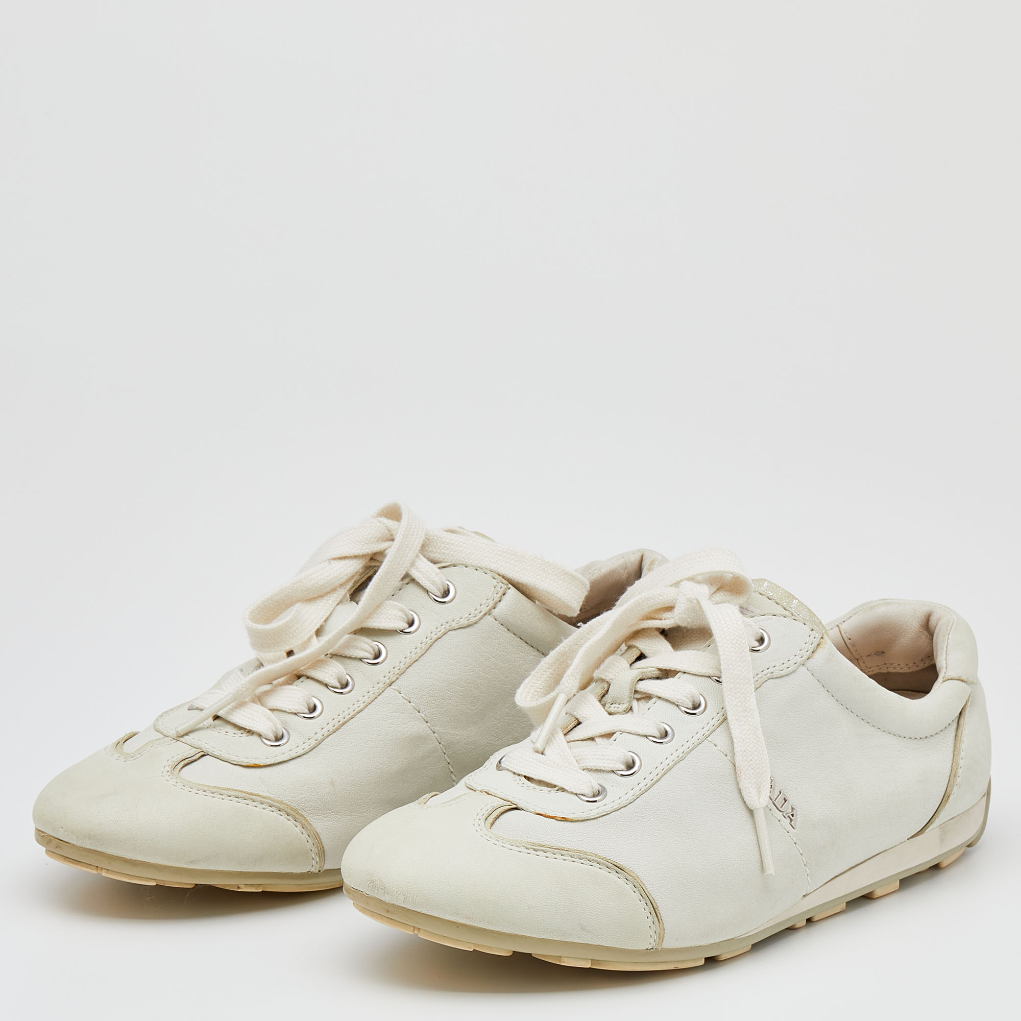 

Prada Sport Ivory Leather Logo Low Top Sneakers Size, White