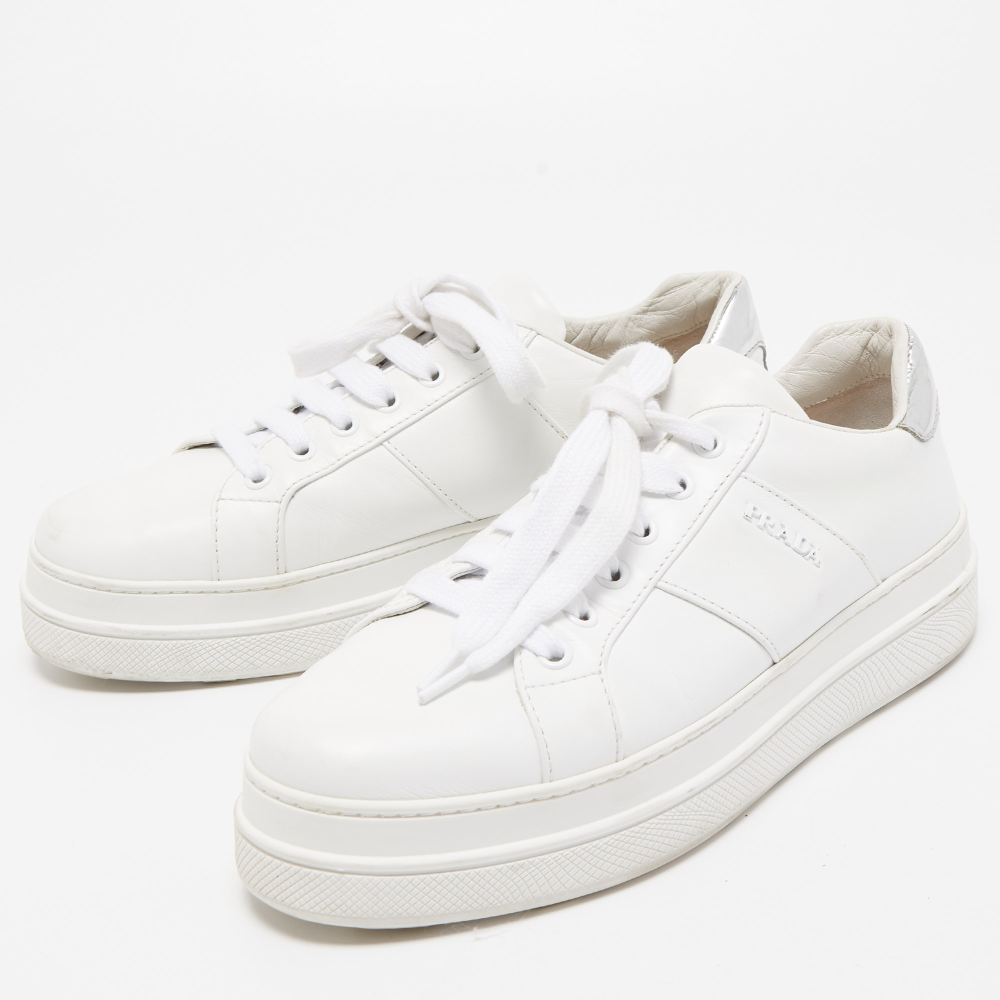 

Prada Sport White/Silver Leather Low Top Sneakers Size